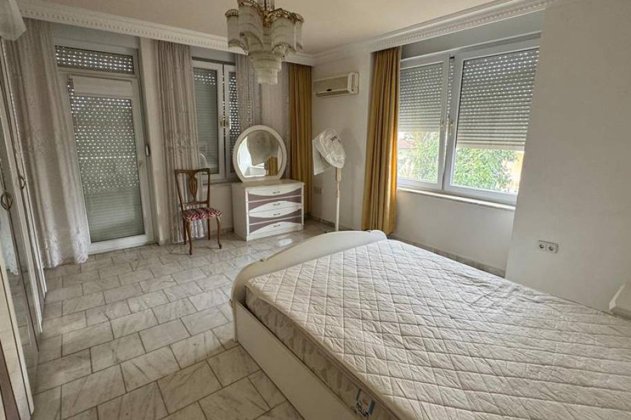 奧巴核心区1014平米顶级商业资产：尽揽阿兰亚城堡美景，开启无限投资潜能