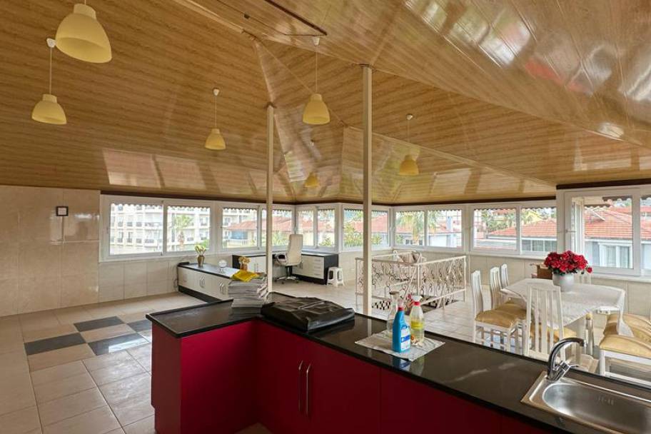 奧巴核心区1014平米顶级商业资产：尽揽阿兰亚城堡美景，开启无限投资潜能