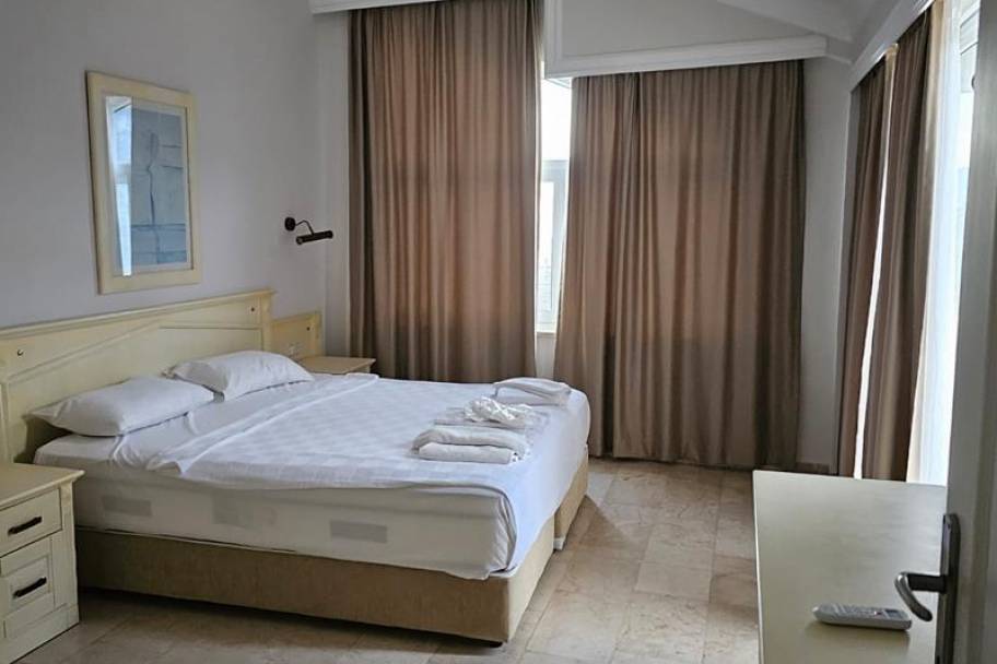 阿兰亚Kargicak区Gold City五星级全家具海景住宅出租