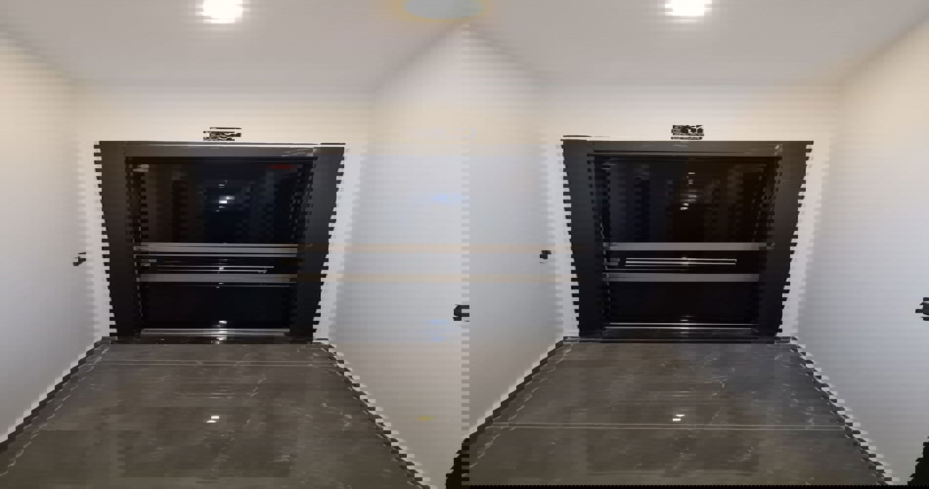 阿拉尼亚中心豪华公寓与复式：尊贵海滨生活，度假设施齐备