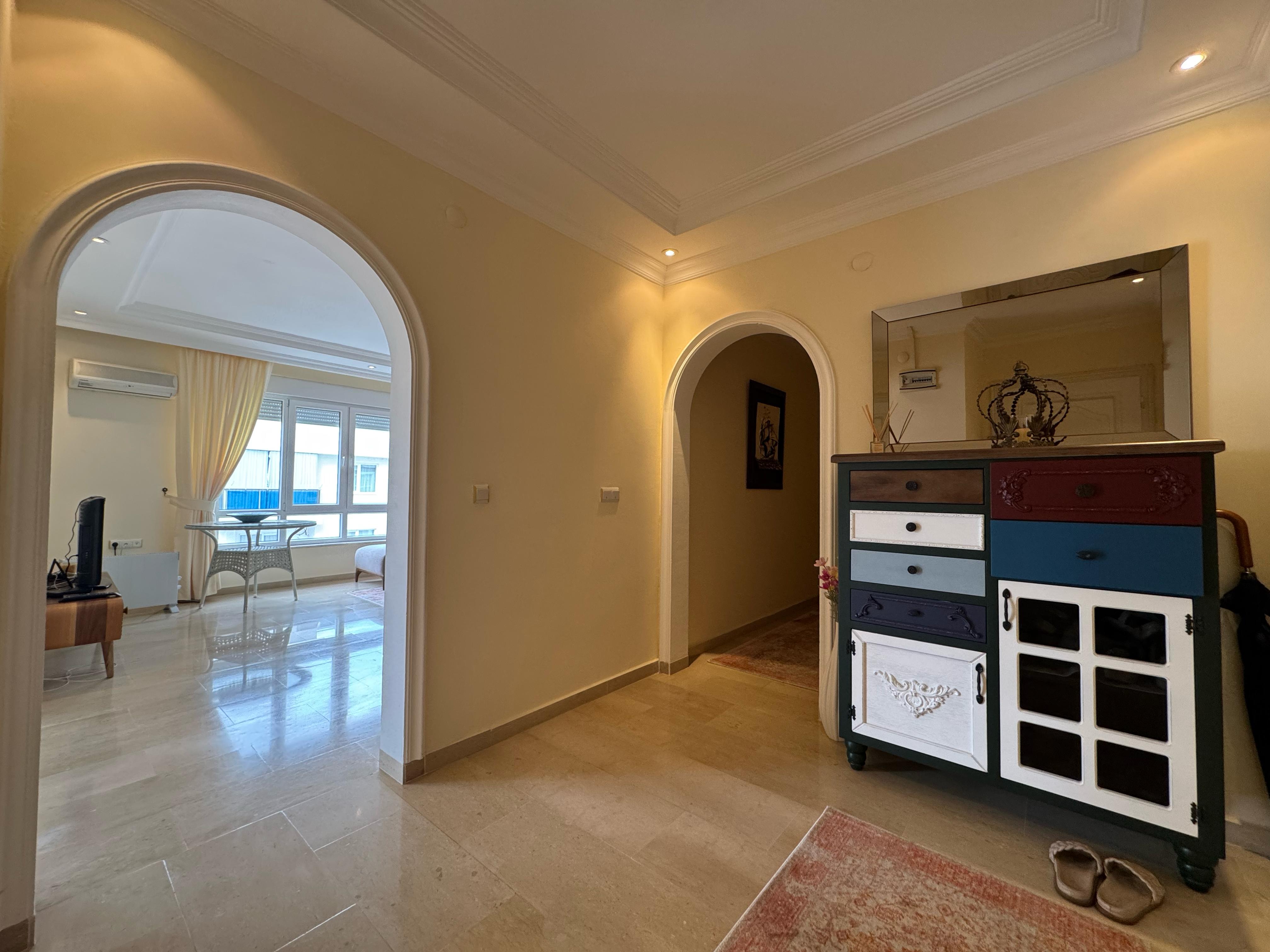 马赫穆特拉海滨豪华公寓，拎包入住，尊享即时生活