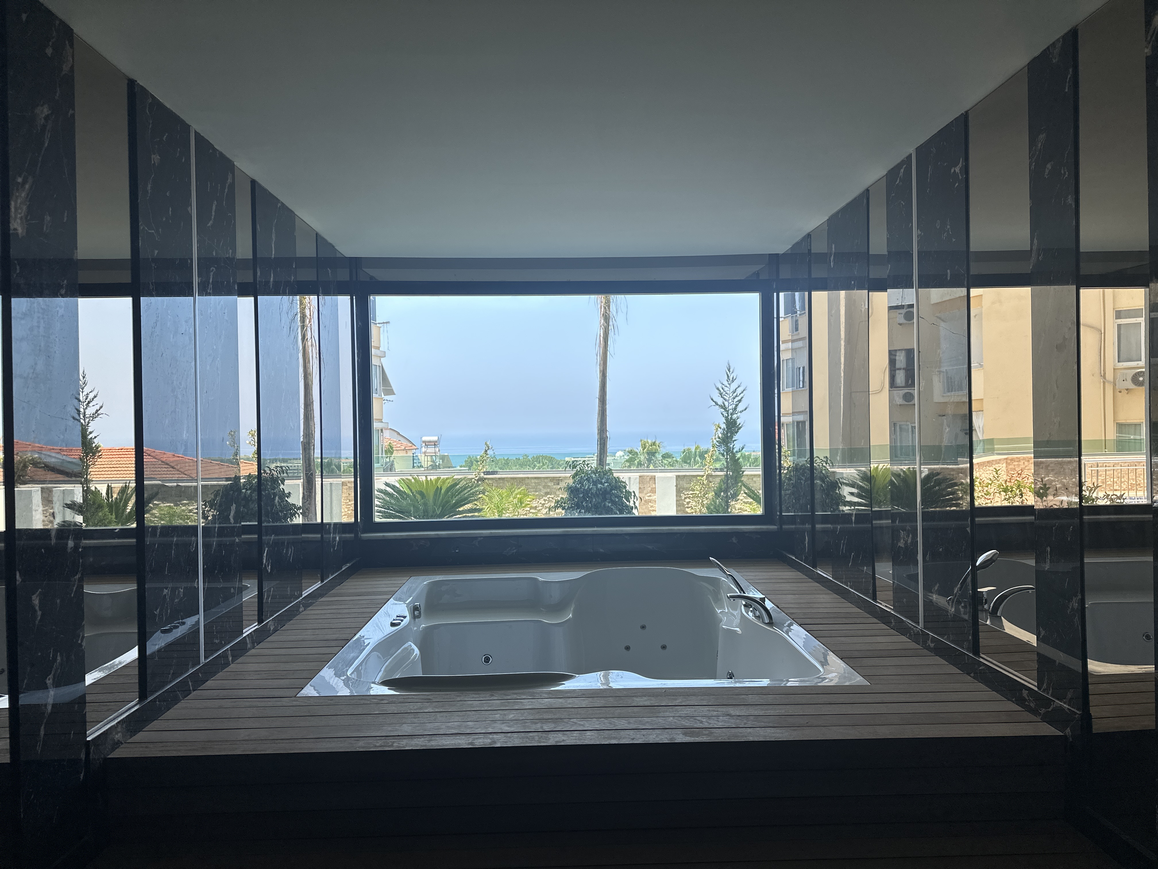 阿夫萨拉尔奢华公寓：土耳其里维埃拉海滨生活新篇章