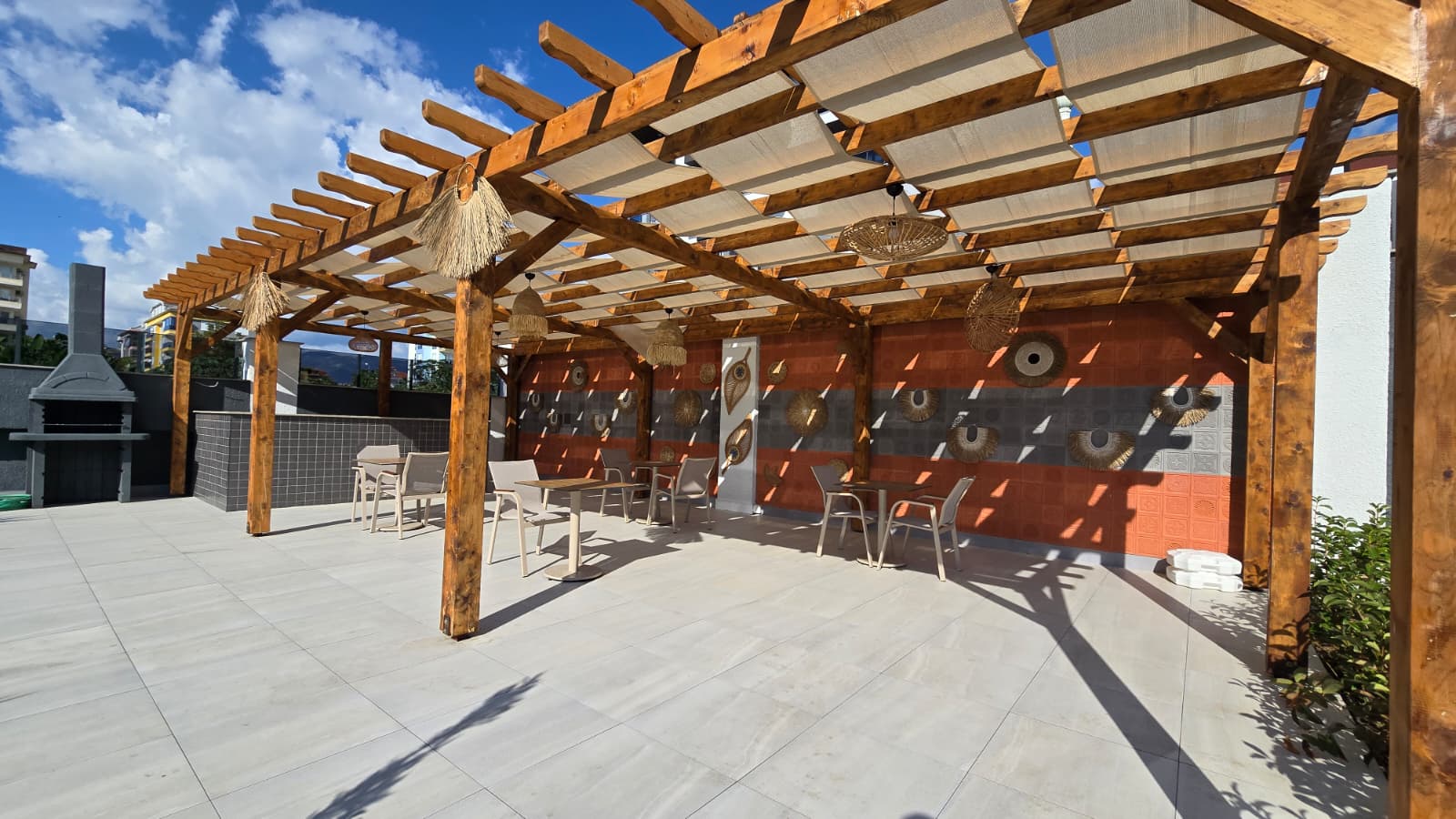 阿拉尼亚凯斯特尔：独家海滨豪华公寓与复式住宅发售