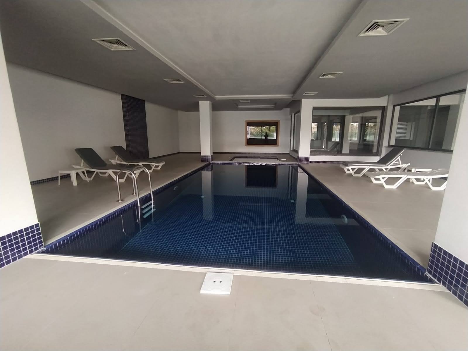 马赫穆特拉一线海景公寓：尊享地中海奢华生活