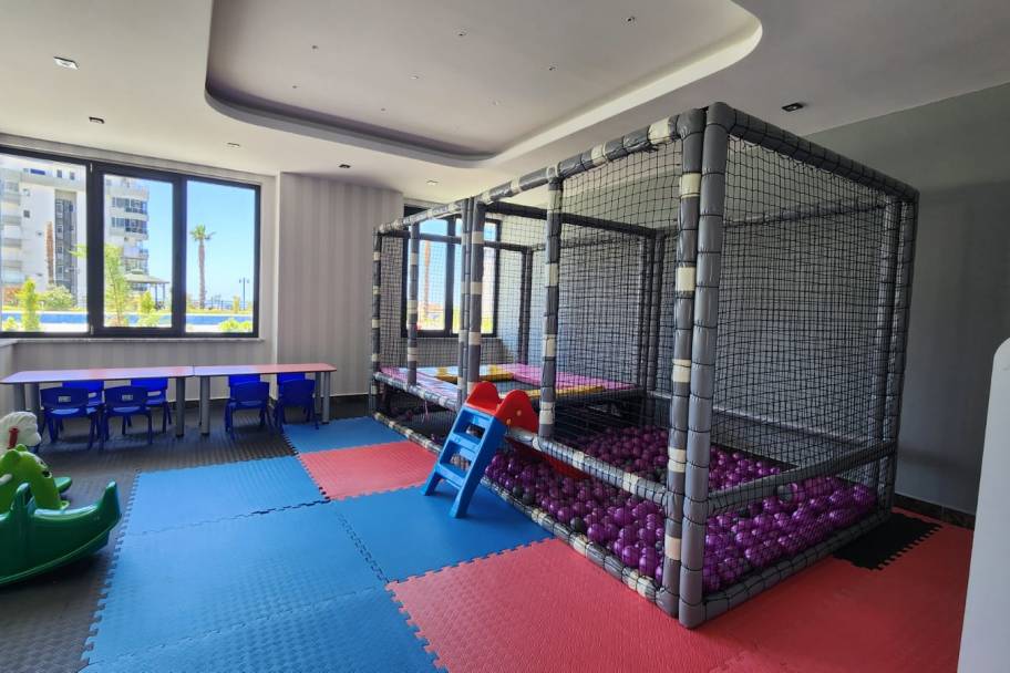 Nouveaux Appartements et Duplex à Mahmutlar avec Prestations Complètes