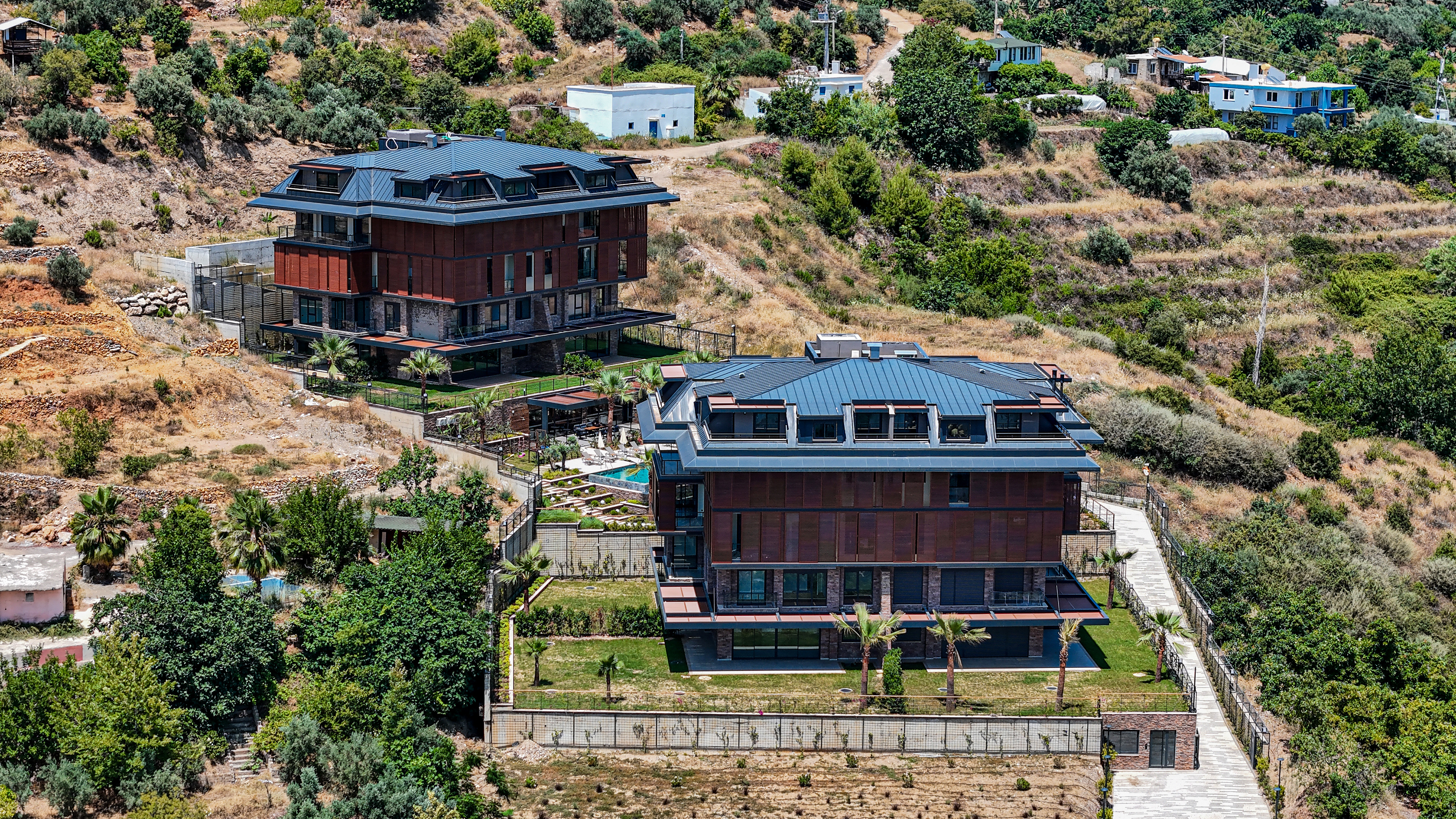 Verfijnd Wonen aan de Kust: Luxe Appartementen en Duplexen met Zeezicht in Cikcilli
