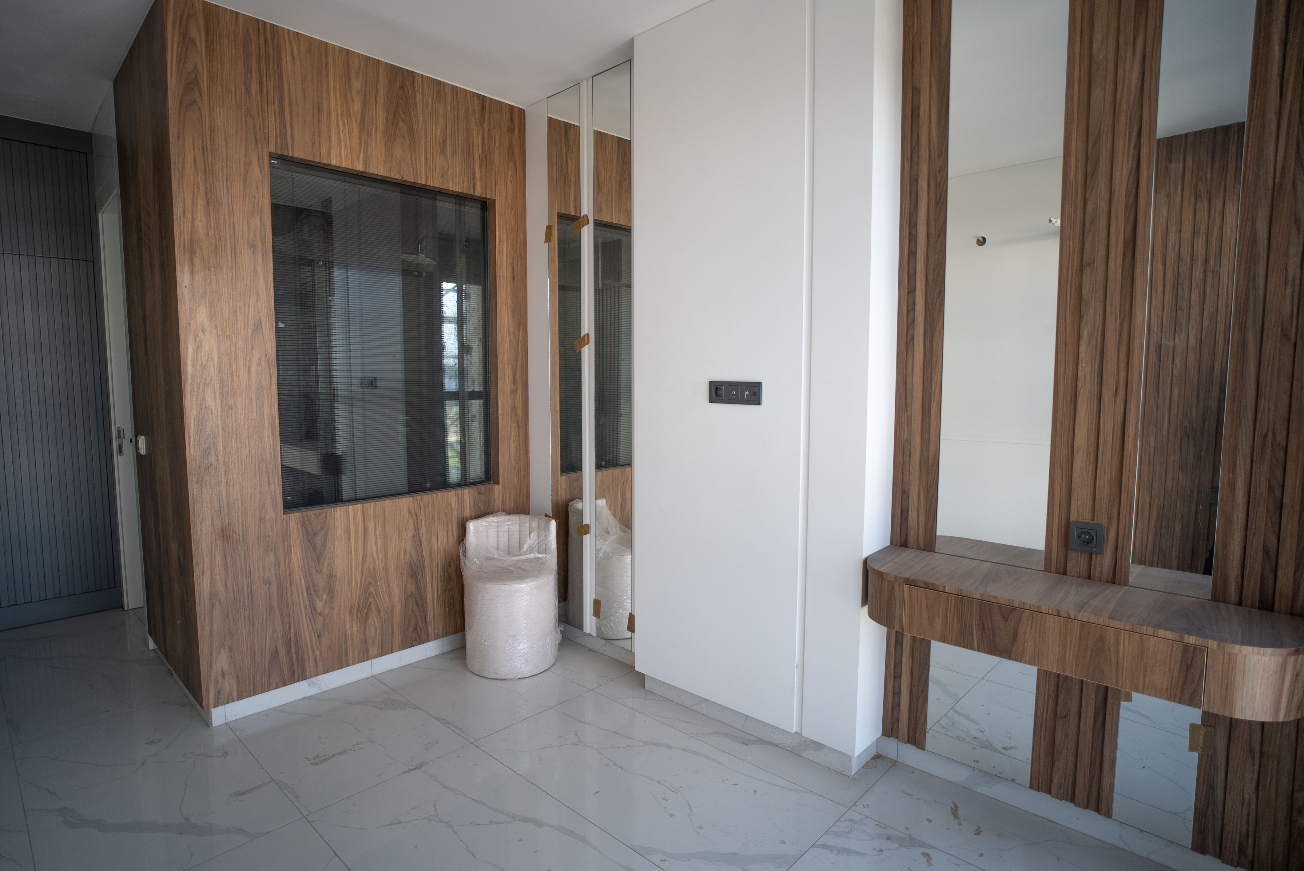 阿拉尼亚海滨豪华公寓与复式住宅，尊享五星级服务