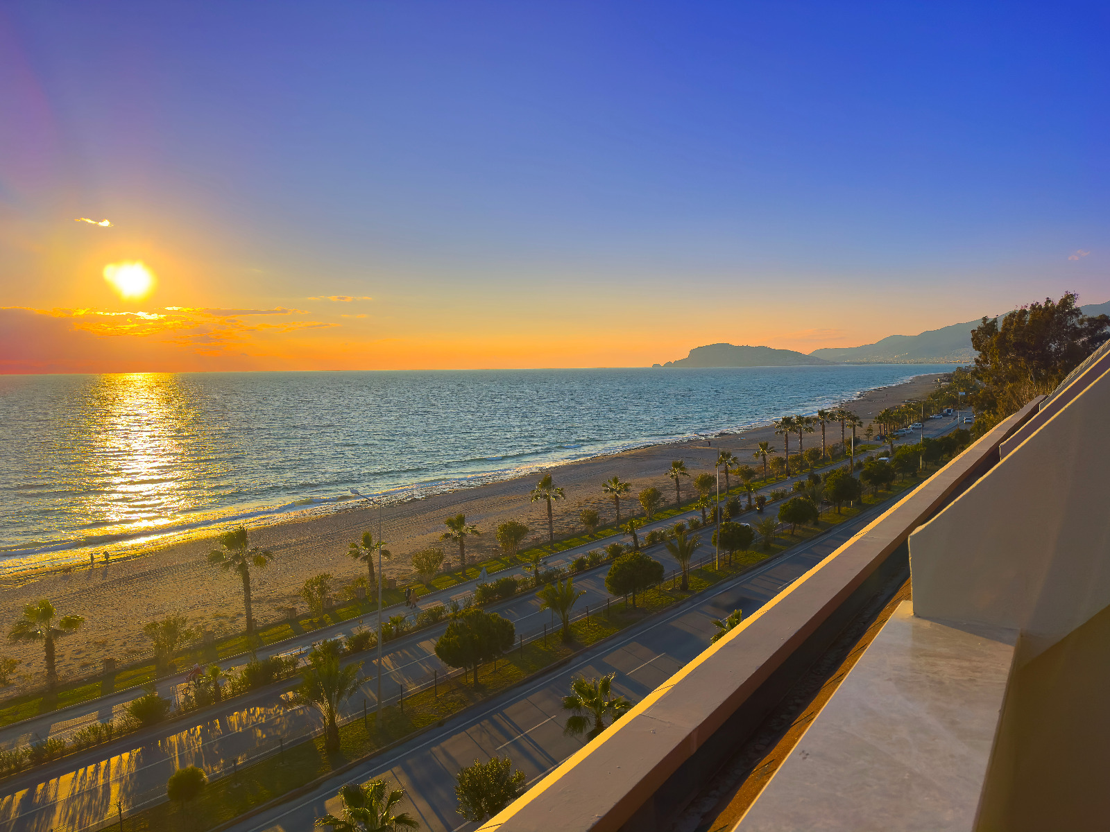 Exclusieve Appartementen en Duplexen aan Zee in Kestel, Alanya