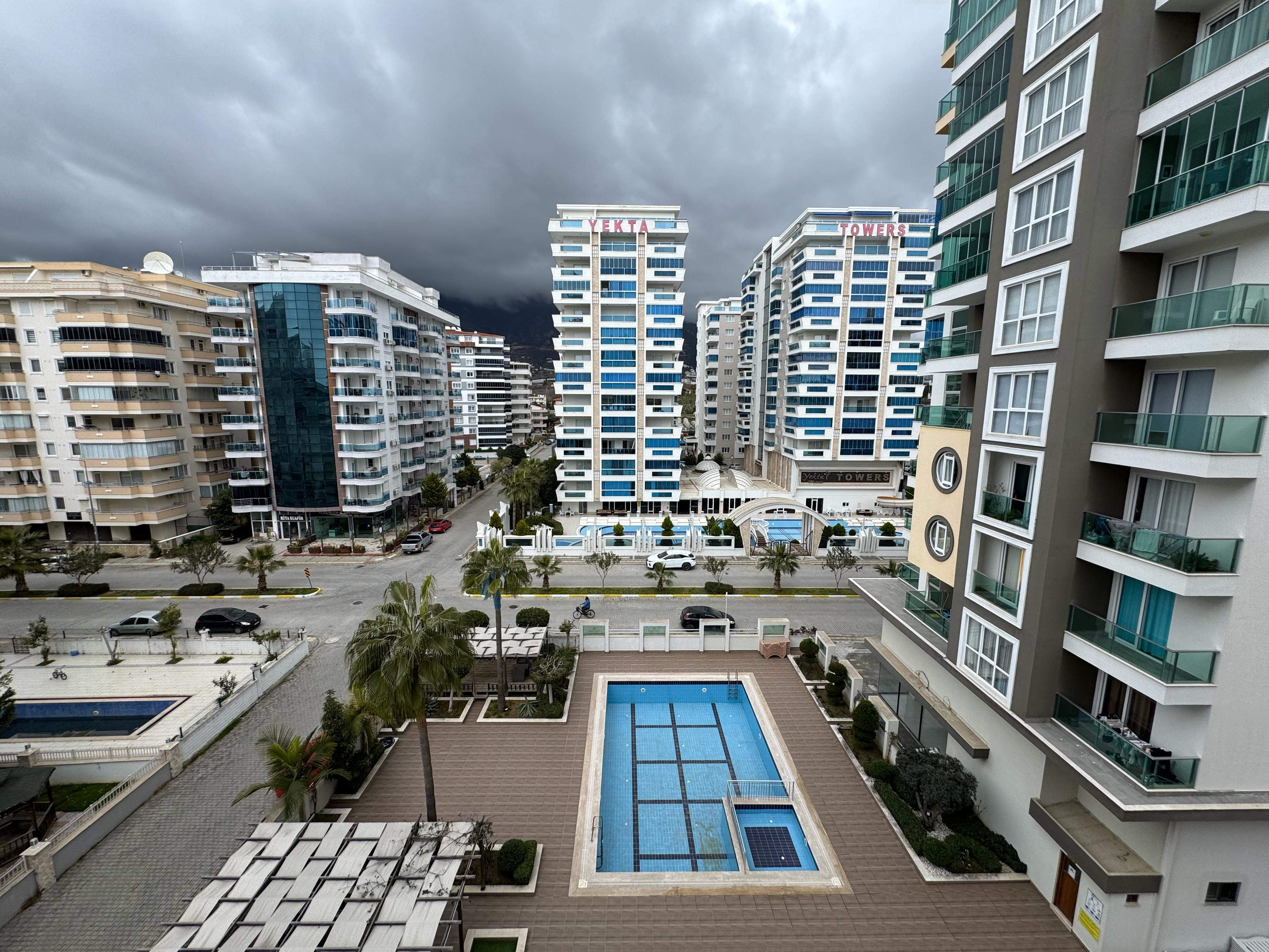 马赫穆特拉海滨豪华公寓，拎包入住，尊享即时生活