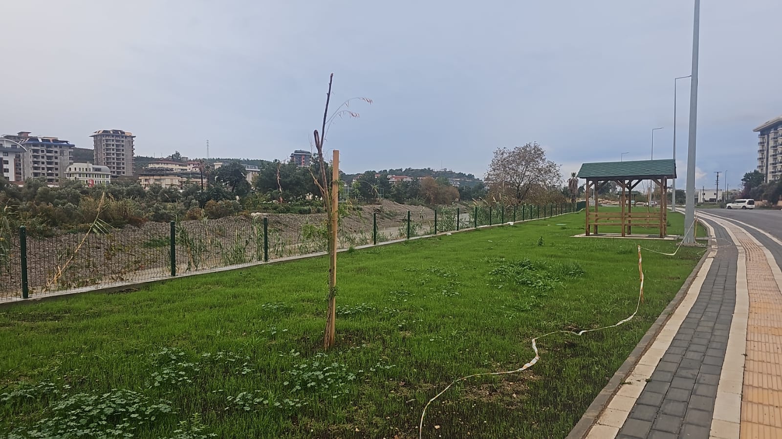 德米尔塔什河畔尊邸：奢华公寓与复式，静享地中海生活