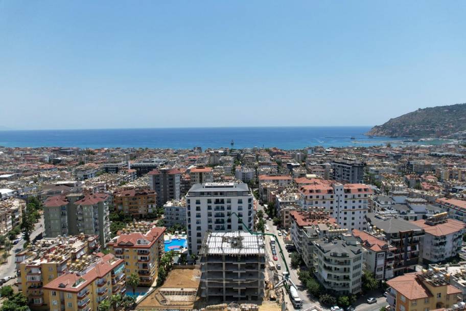 阿拉尼亚中心豪华公寓与复式住宅：尊享地中海生活与卓越投资
