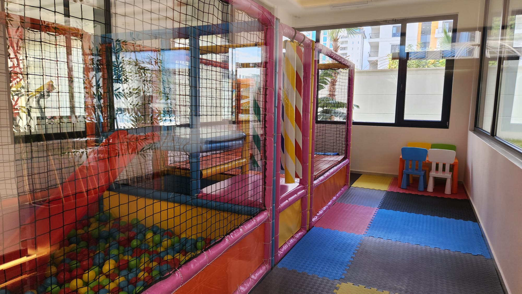 Hedendaagse Kustresidentie: Appartementen en Duplexen in Mahmutlar, Alanya