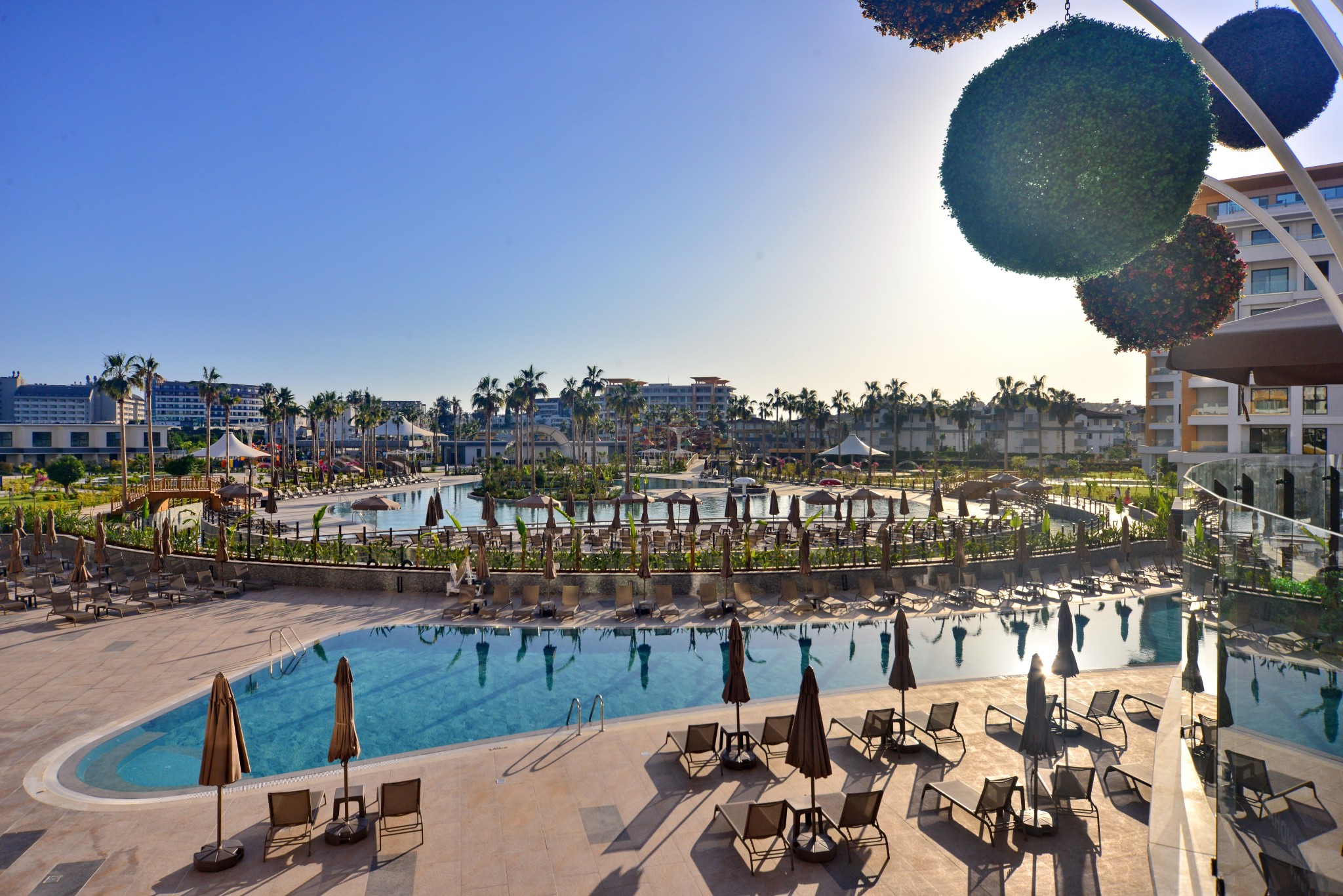 蔚蓝海岸的璀璨明珠：阿兰尼亚Payallar奢华海景公寓与复式官邸