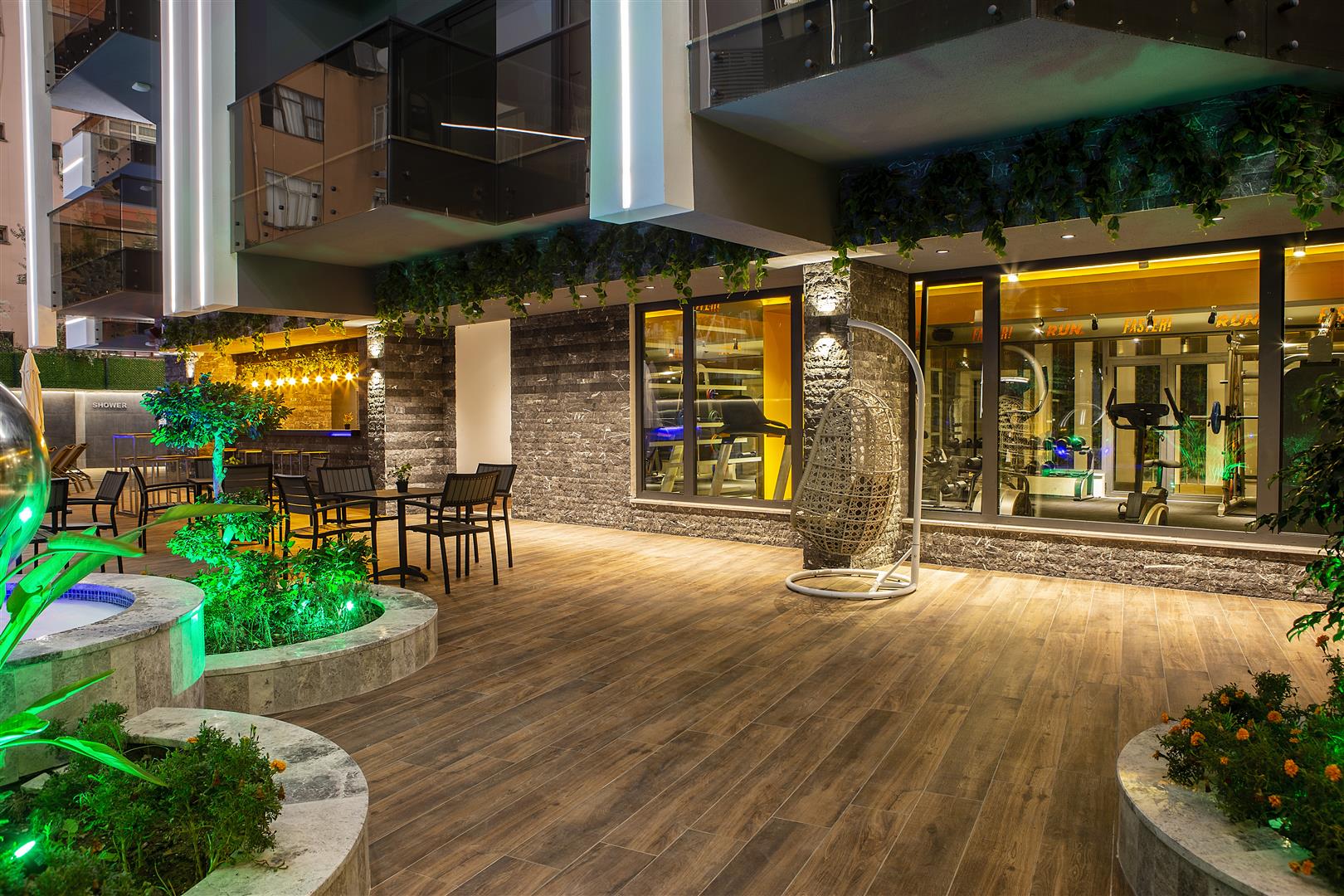 阿兰亚市中心璀璨海景豪宅：现代奢华与投资机遇并存