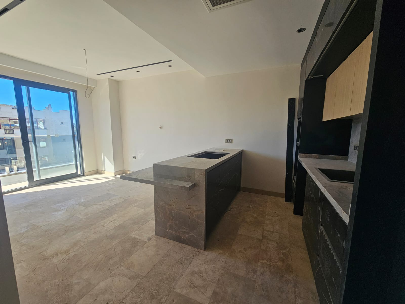 Прибрежный оазис в Тосмуре: Новые апартаменты и дуплексы с видом на море