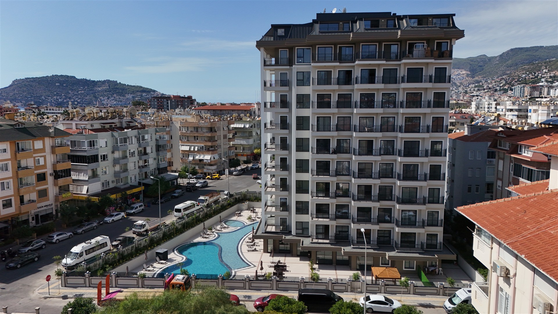 Nieuwe Appartementen en Duplexen met Zeezicht te Koop in het Geliefde Kargıcak