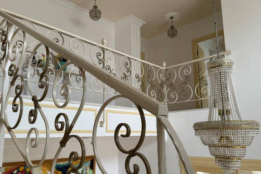 奧巴核心区1014平米顶级商业资产：尽揽阿兰亚城堡美景，开启无限投资潜能