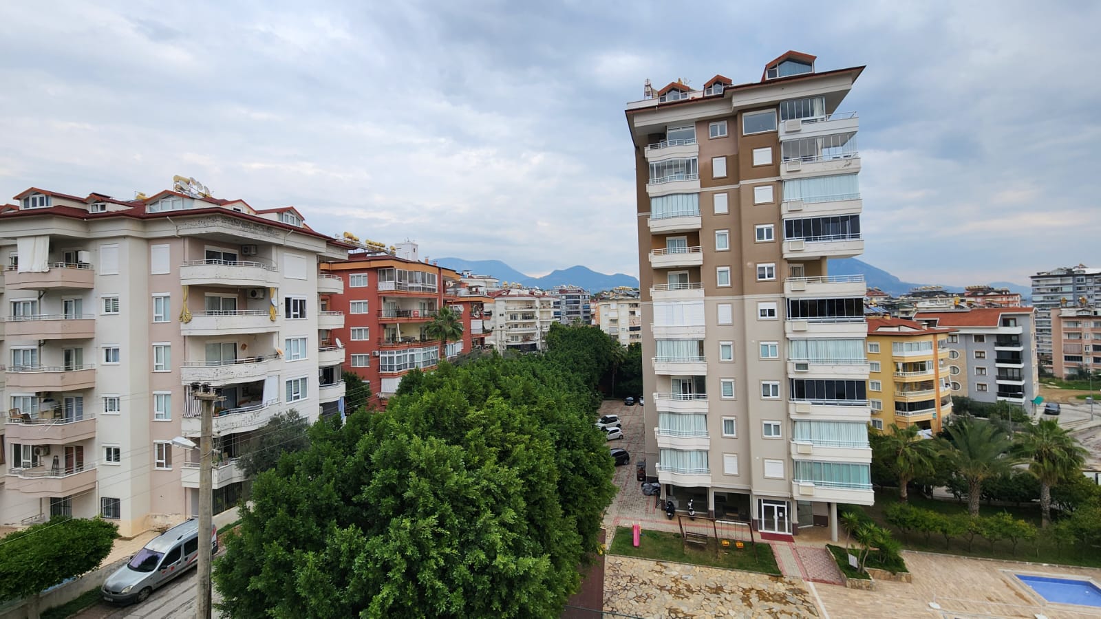 Fredfyldt Liv i Cikcilli: Eksklusiv Ufurneret Bolig til Langtidsleje