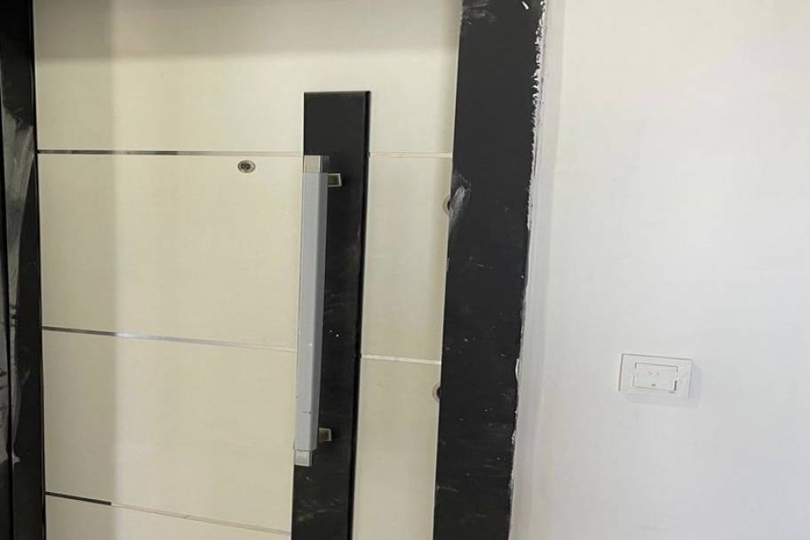 Аланияның өркендеген Демирташ ауданындағы теңіз көріністі жаңа пәтерлер мен дуплекстер