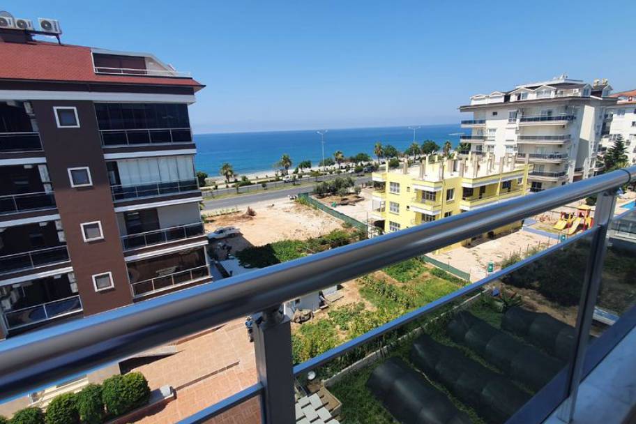 阿兰亚 Kestel 尊贵海景复式寓所：尽享地中海式优雅生活