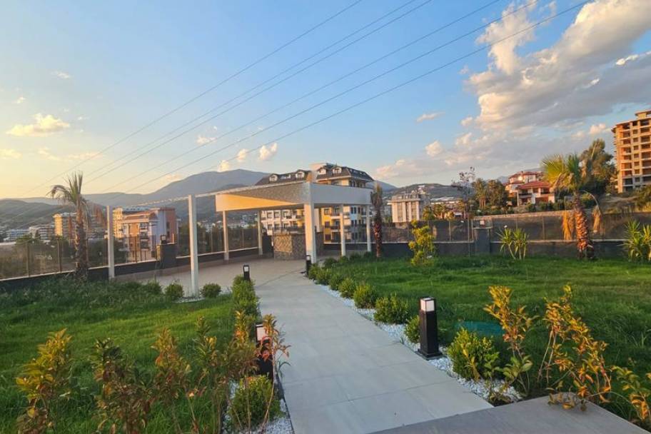 Rust en Luxe aan Zee: Premium Appartementen en Duplexen in Demirtaş, Alanya