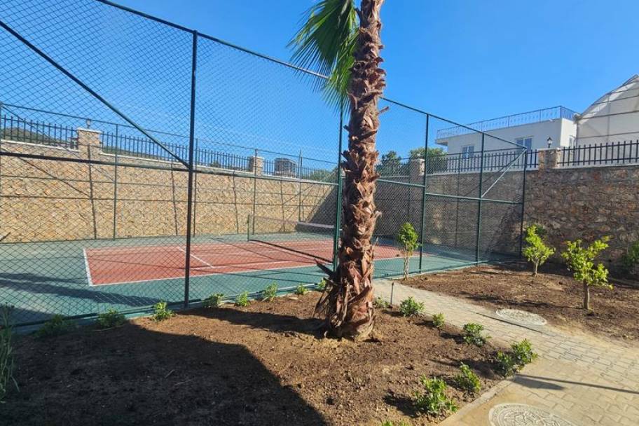 Rauhallinen Rannikkoelämä Uudessa Valossa: Ensiluokkaisia Asuntoja ja Duplexeja Demirtasissa