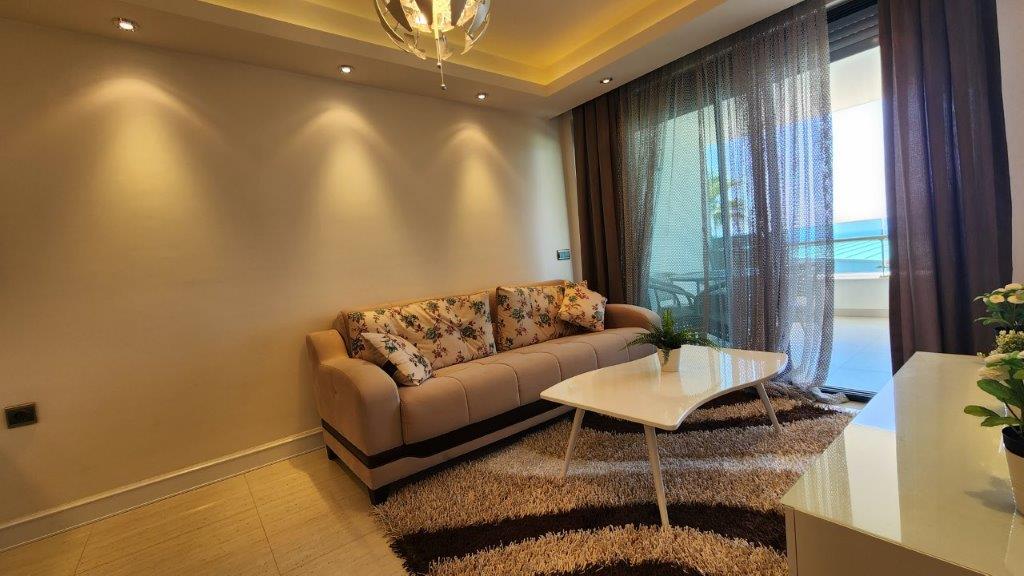 Exklusives Apartment mit Meerblick in Konaklıs begehrter Admiral Residence