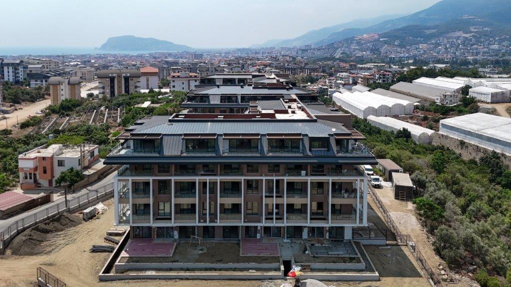 Moderne Oase: Luksuriøse Leiligheter og Duplexer i Oba