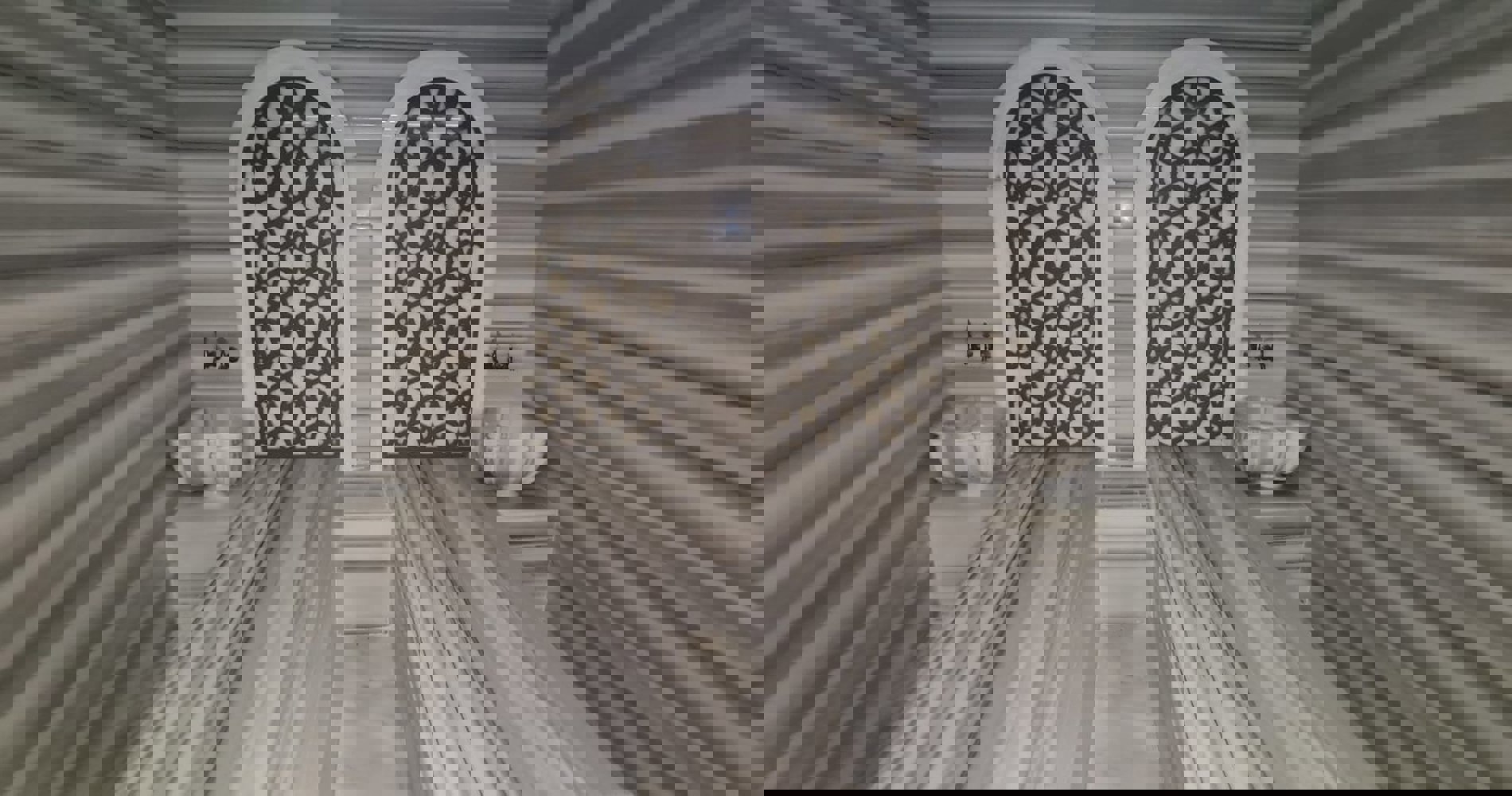 阿拉尼亚中心豪华公寓与复式：尊贵海滨生活，度假设施齐备