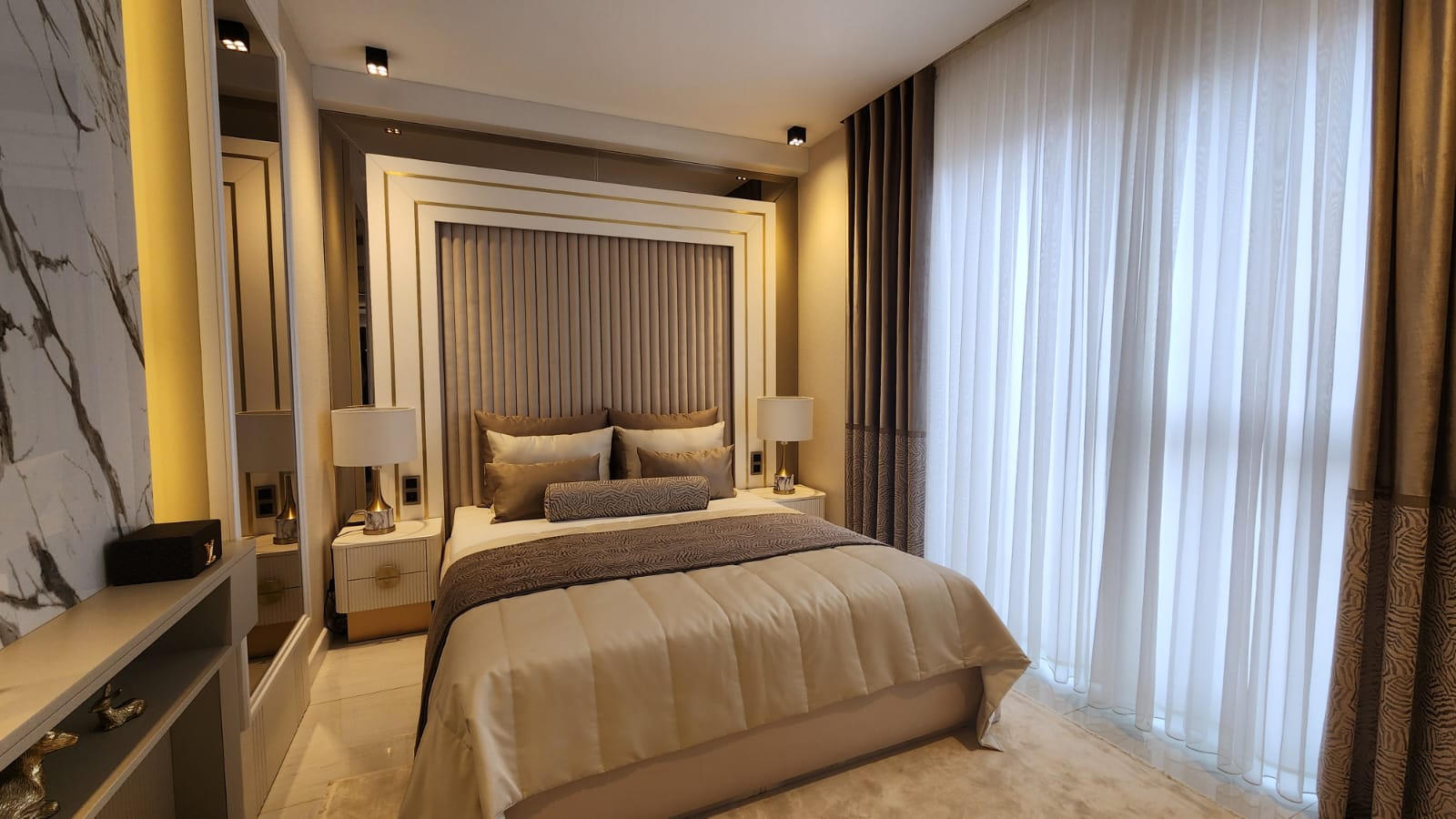 Eksklusiv residens i Kestel med havutsikt og luksuriøs resort-stil