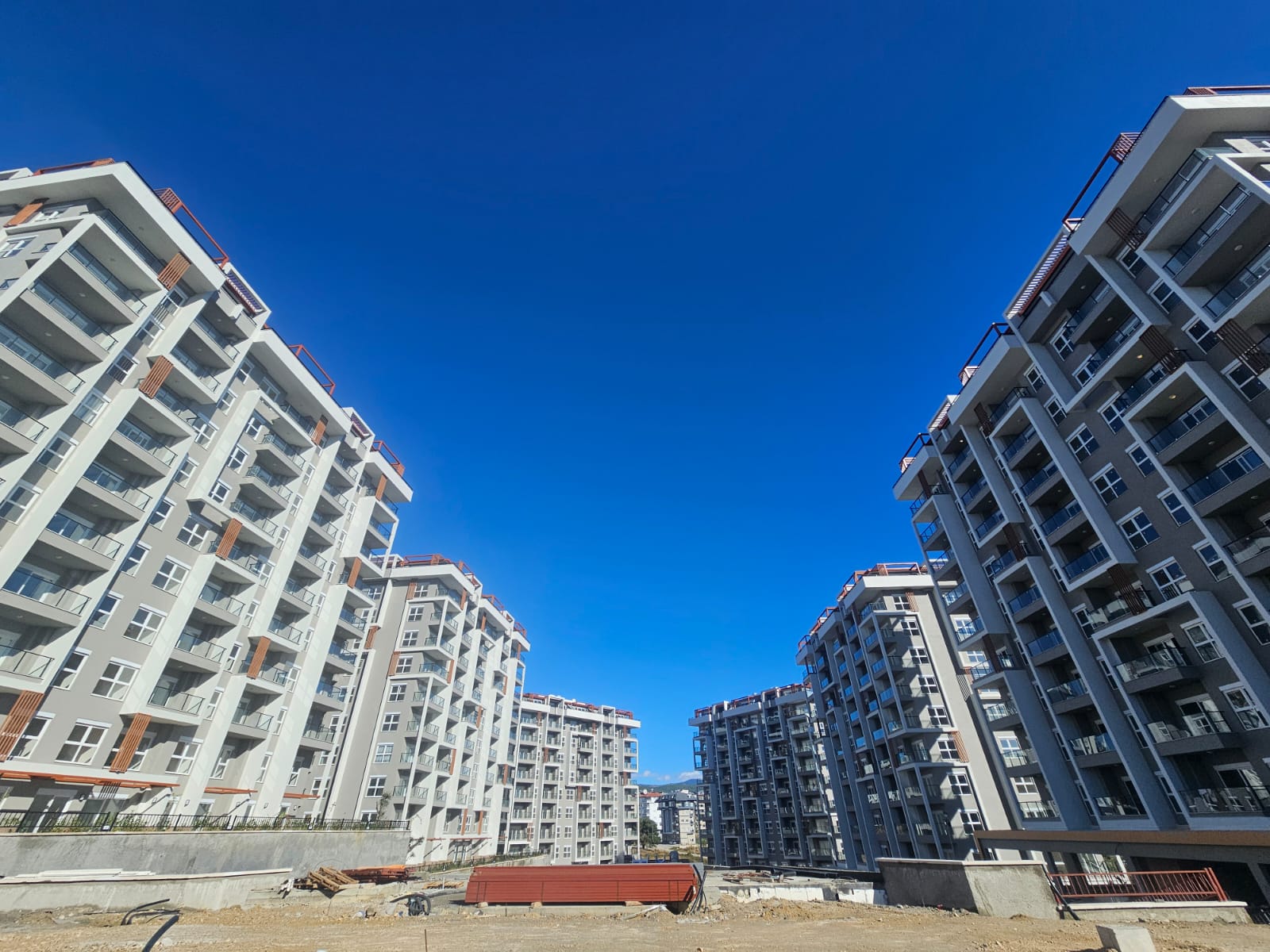 Avaimet käteen -luksusasunnot Avsallarissa: Modernit kodit Incekumin rannan äärellä