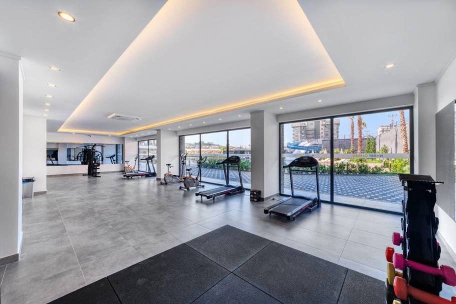 阿夫萨拉尔海景尊邸：现代豪华公寓与复式待售