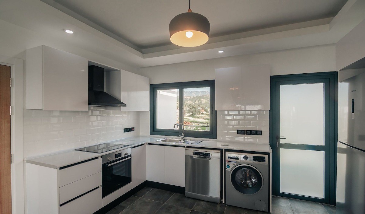 Résidence Duplex de Prestige à Chypre : Vues Panoramiques Mer et Golf