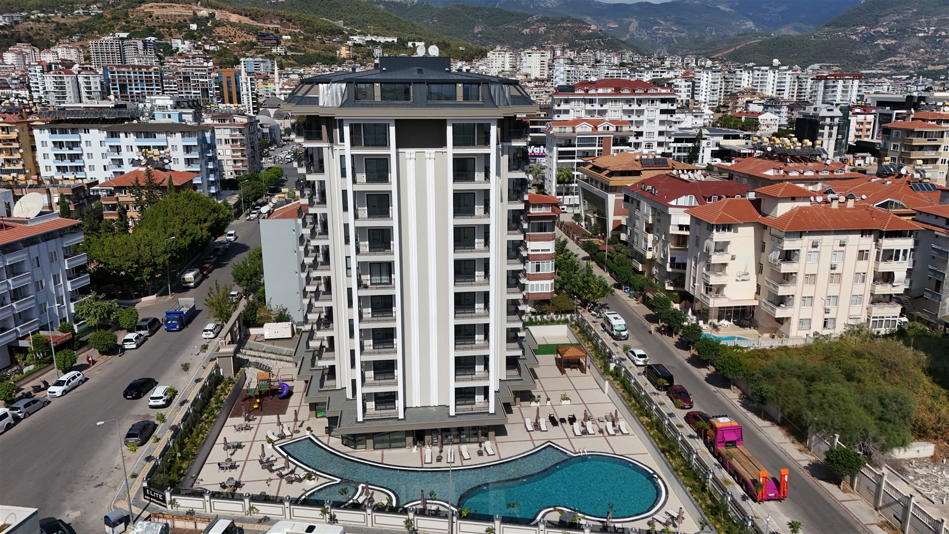 Nieuwe Appartementen en Duplexen met Zeezicht te Koop in het Geliefde Kargıcak