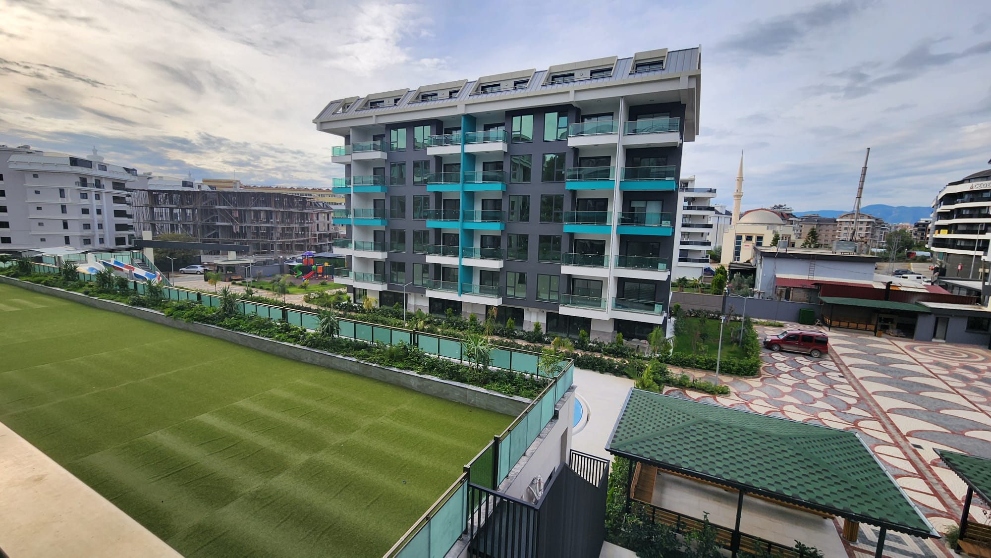 Exclusief Kustleven: Luxe Appartementen en Duplexen in Kargicak, Alanya