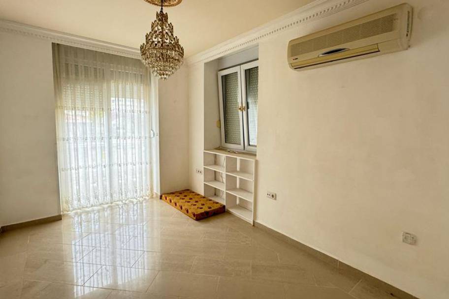 奧巴核心区1014平米顶级商业资产：尽揽阿兰亚城堡美景，开启无限投资潜能