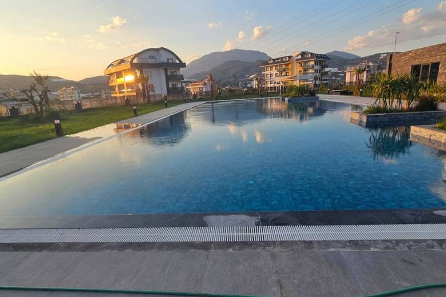 Rust en Luxe aan Zee: Premium Appartementen en Duplexen in Demirtaş, Alanya