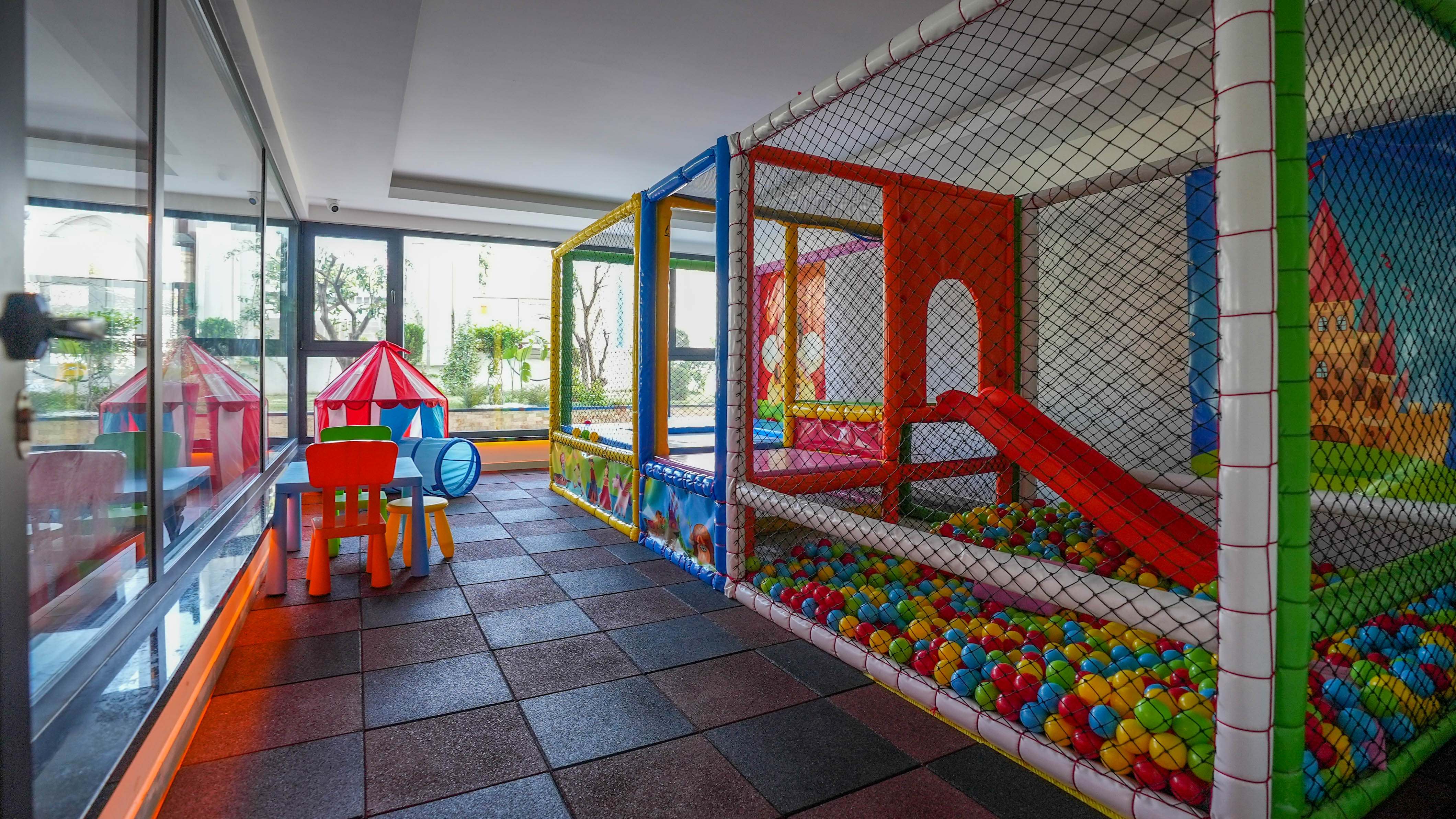 Instapklaar Duplex met Panoramisch Zeezicht in Mahmutlar: Perfect voor Staatsburgerschap