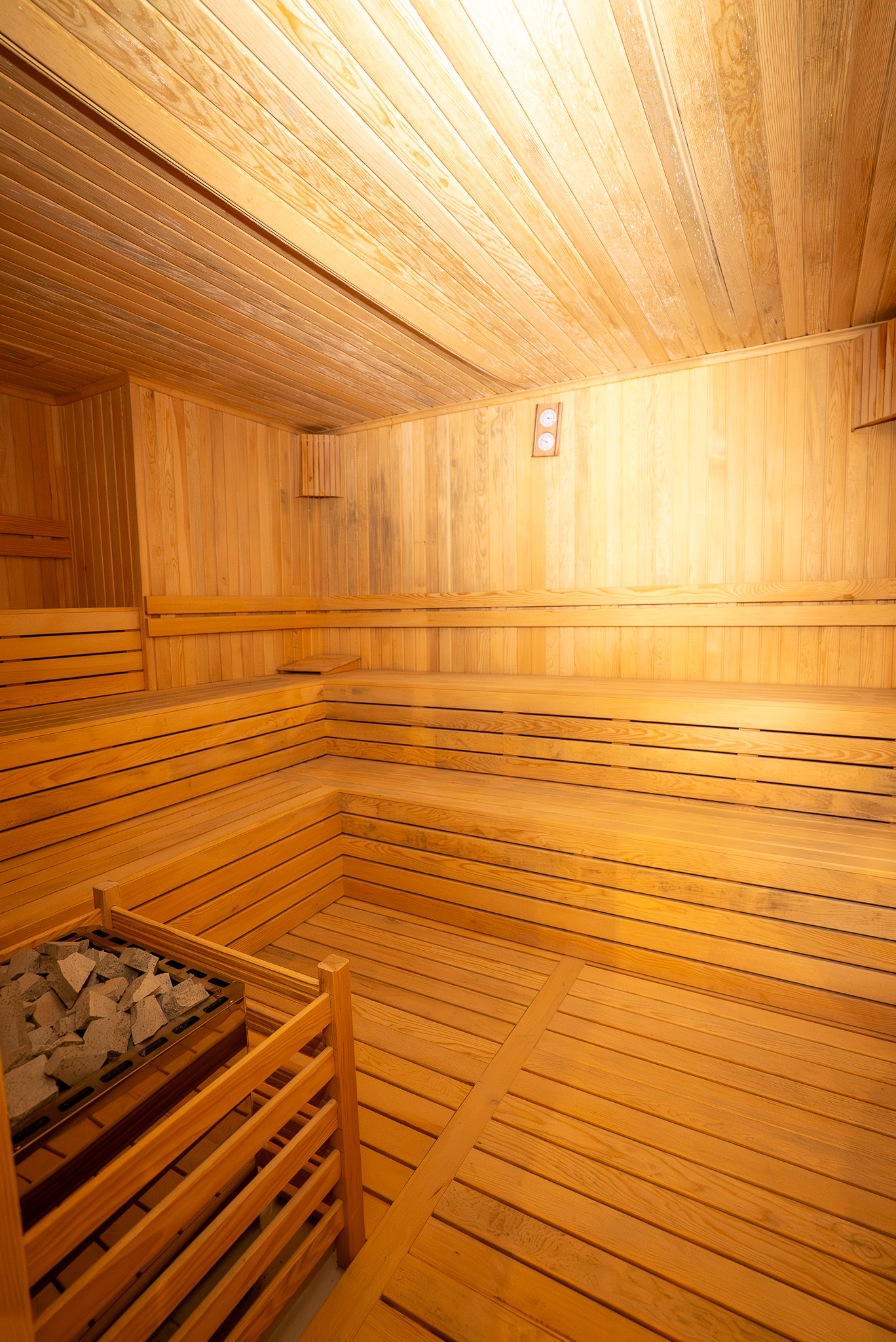 Mahmutlar Sahiline Sadece 200 Metre Mesafede, Yepyeni Deniz Yanı Daire ve Dubleksler