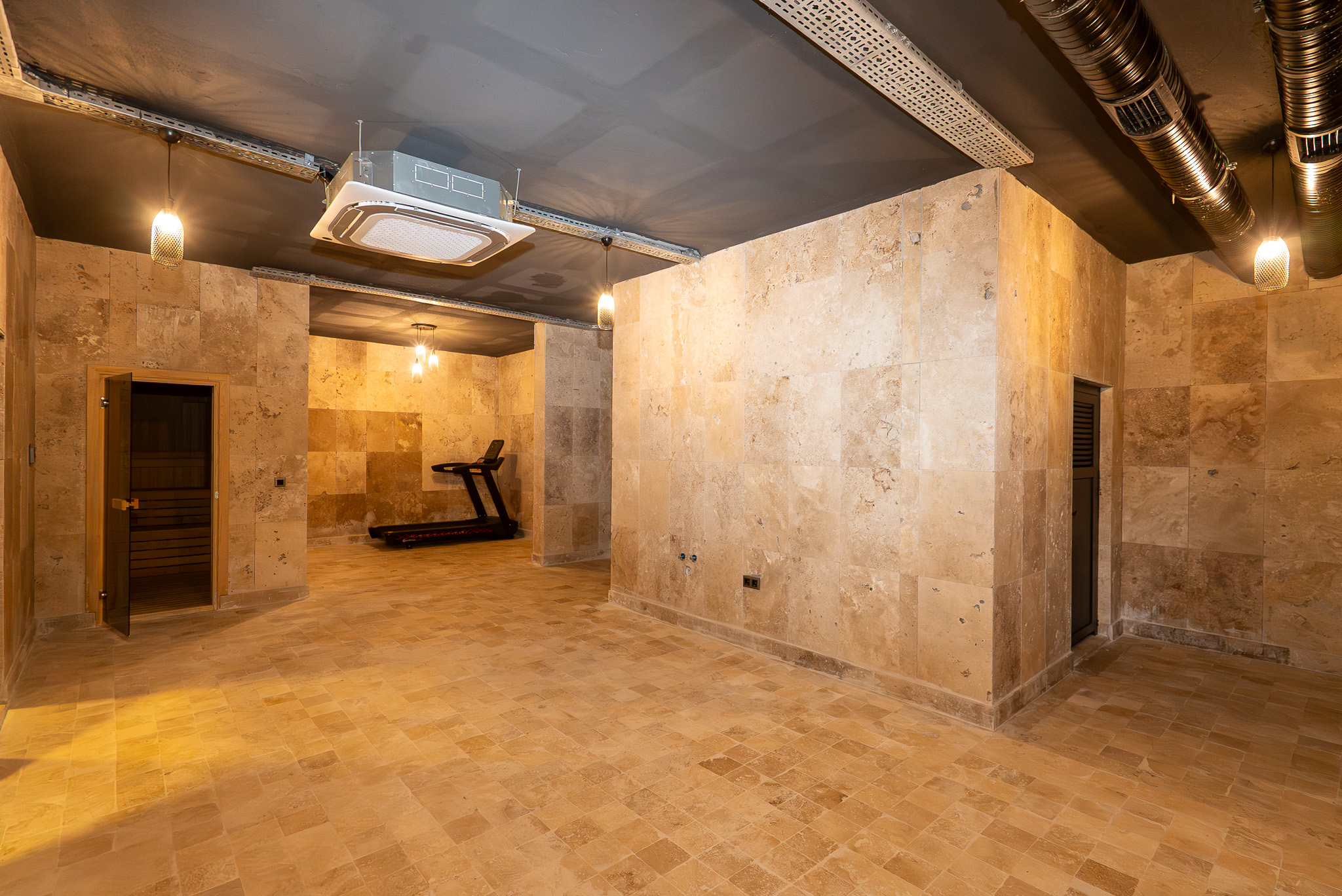 Mahmutlar Sahiline Sadece 200 Metre Mesafede, Yepyeni Deniz Yanı Daire ve Dubleksler