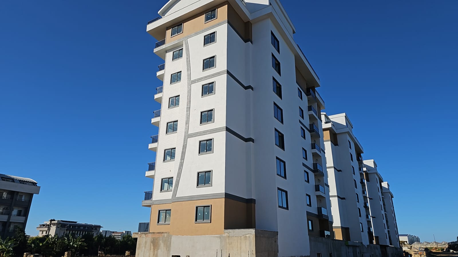 Eksklusive Kystnære Lejligheder og Duplekser i Payallar