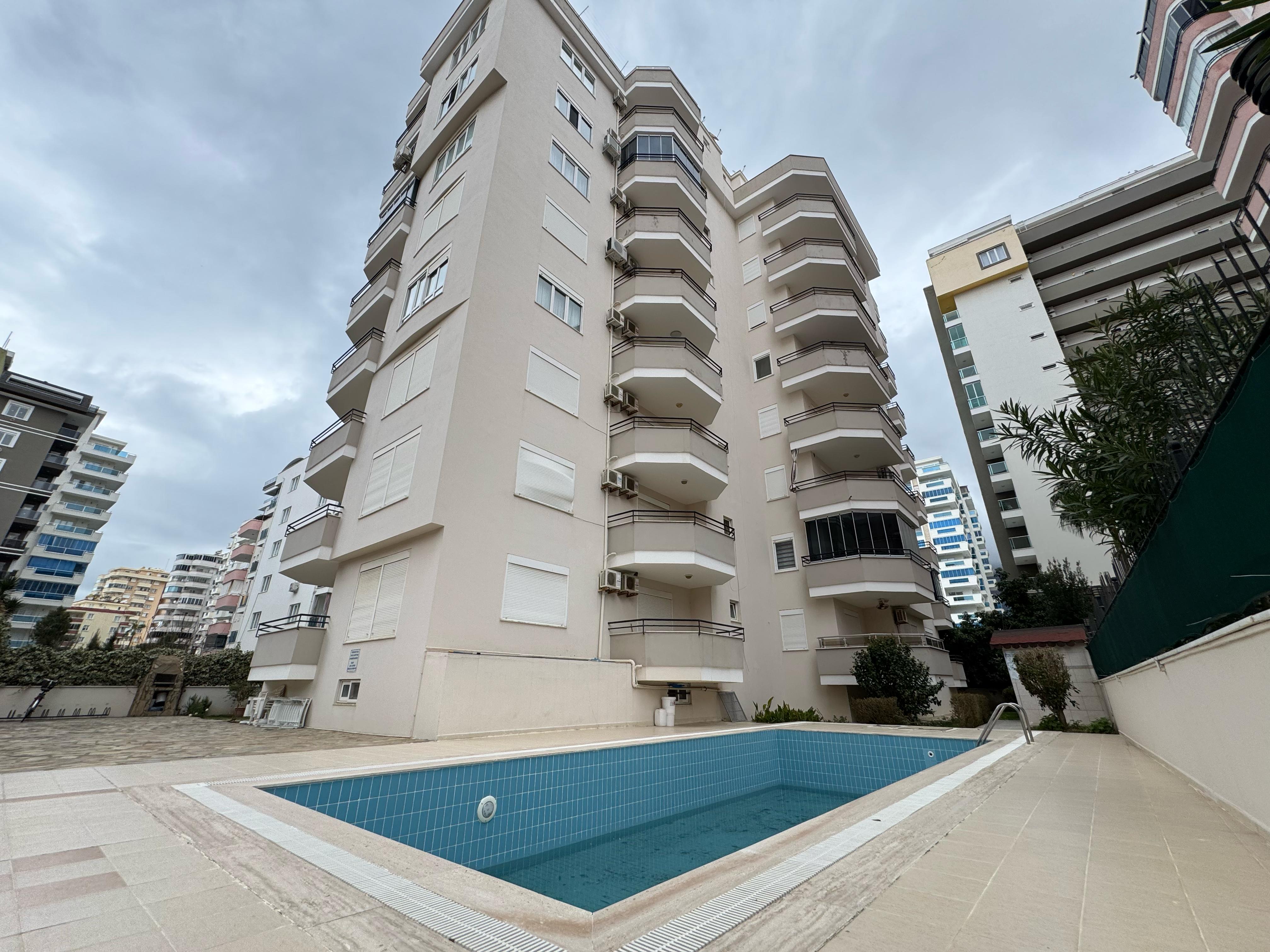 马赫穆特拉海滨豪华公寓，拎包入住，尊享即时生活