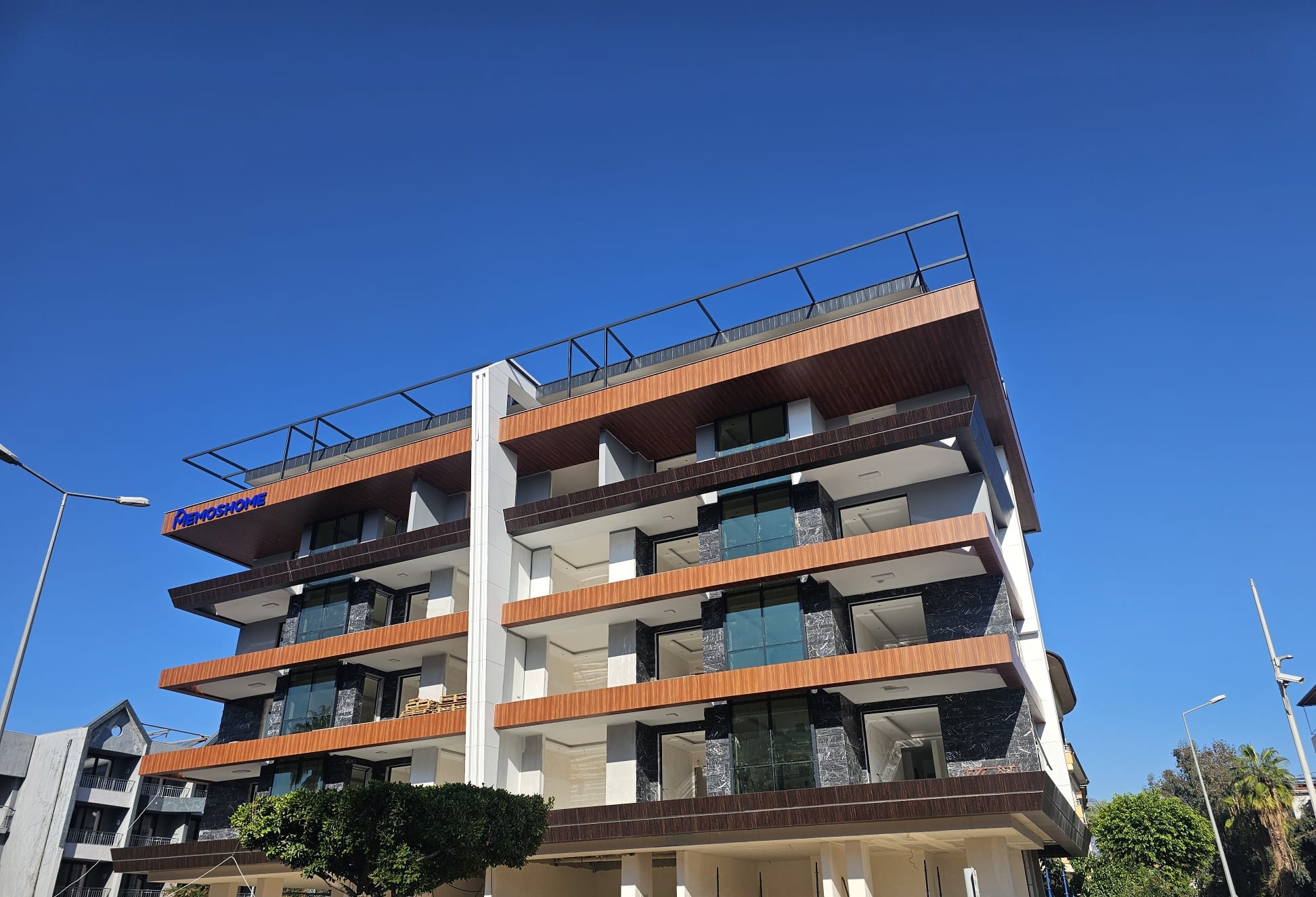 Видовые апартаменты, дуплексы и коммерция в престижном районе Оба, Аланья