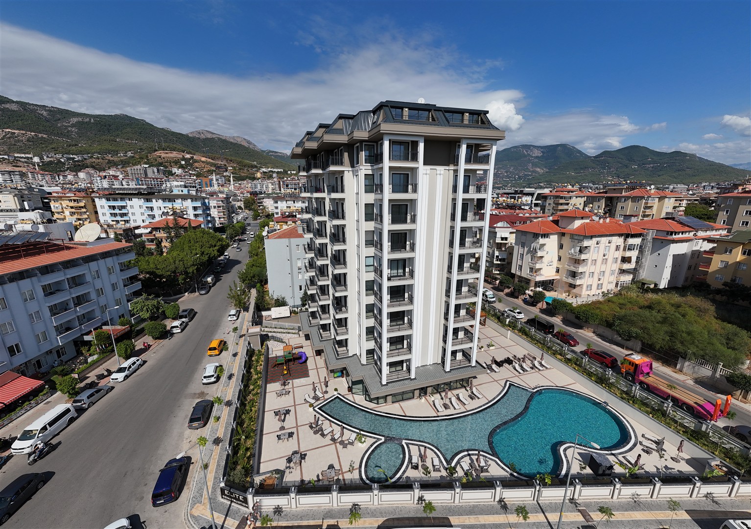 Nieuwe Appartementen en Duplexen met Zeezicht te Koop in het Geliefde Kargıcak