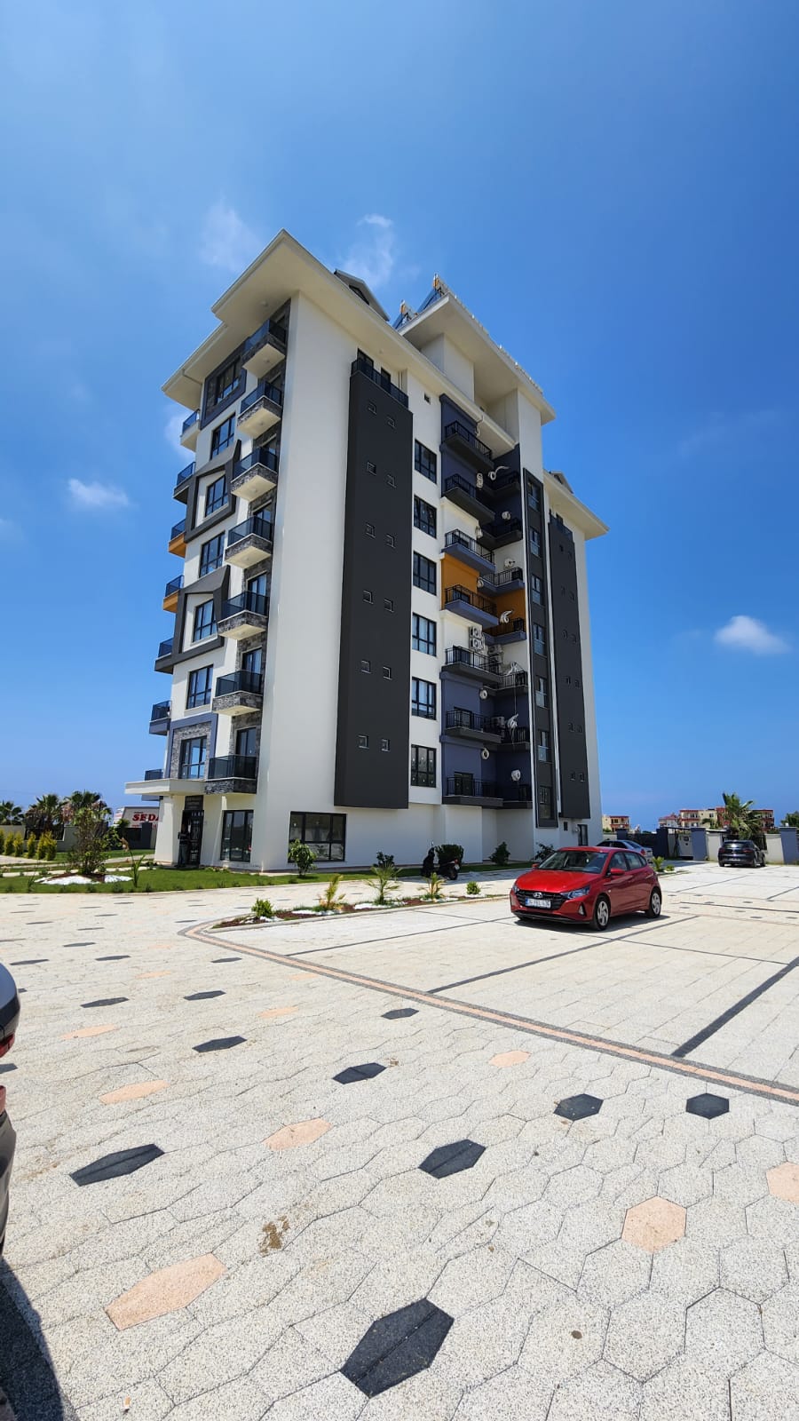 Fridfulla Kustnära Bostäder i Demirtaş, Några Steg från Medelhavet