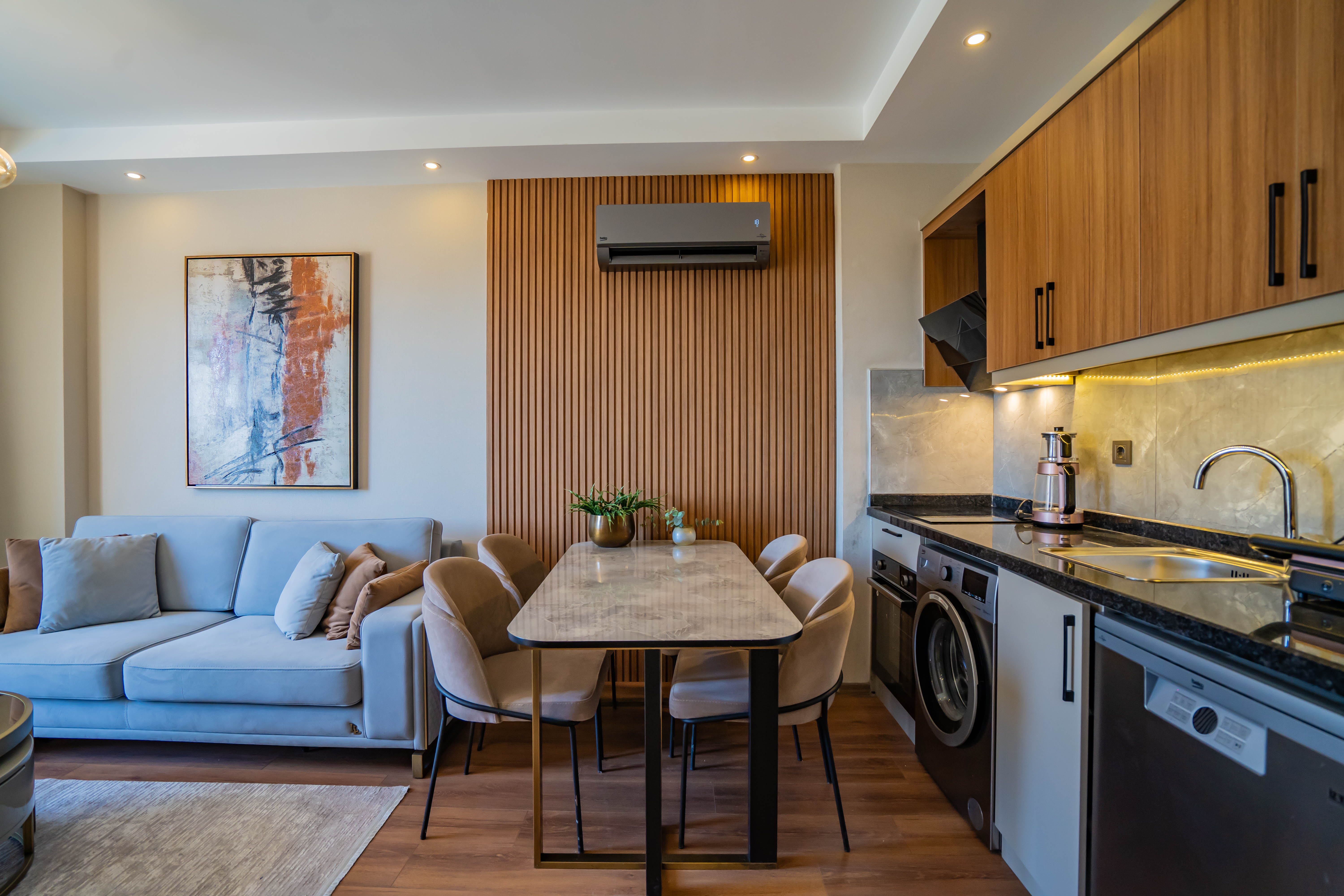 Alanya Payallar'da Özenle Tasarlanmış Kıyı Yaşamı: Prestijli Apartman ve Dubleksler