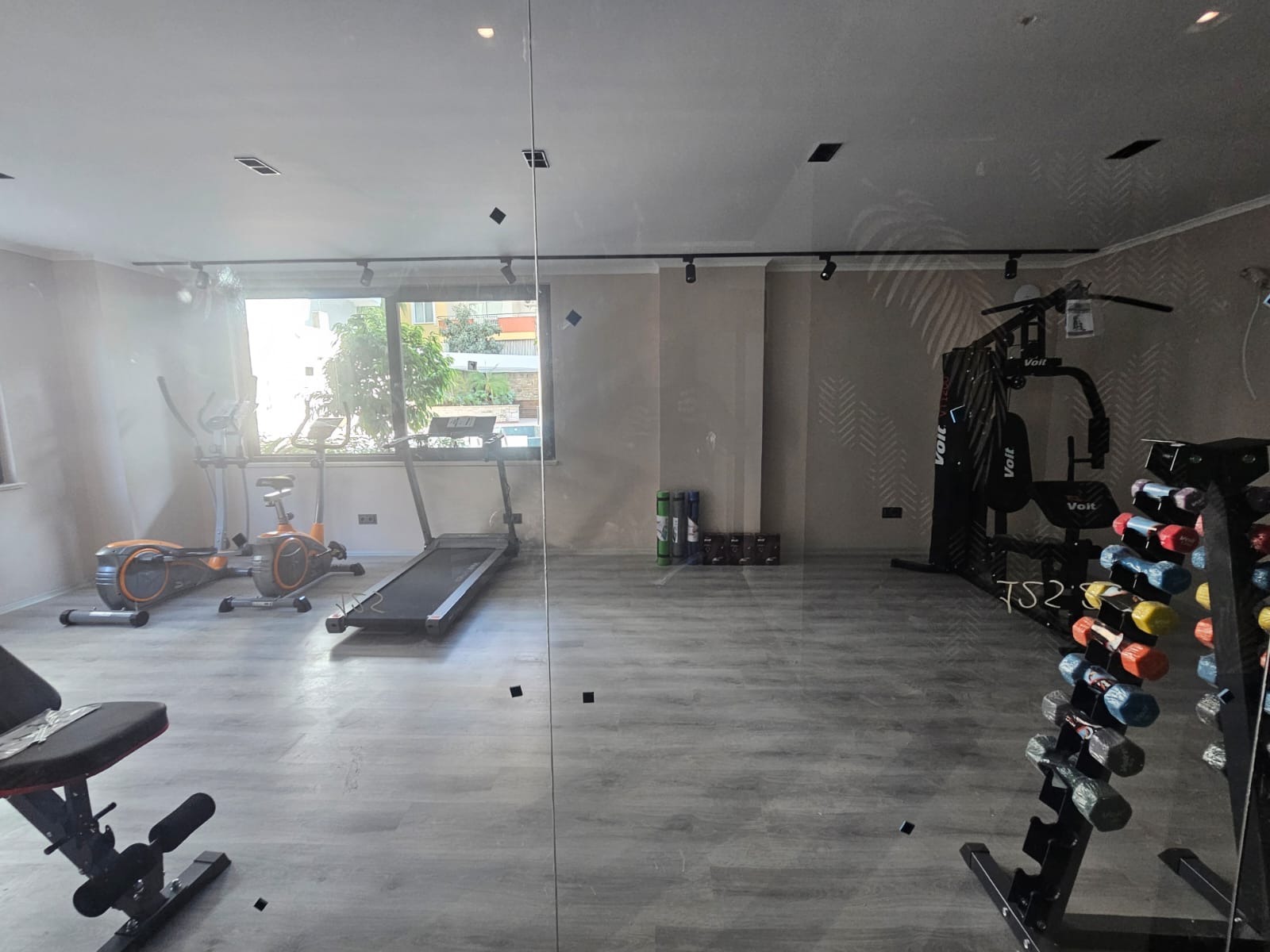 阿拉尼亚中心豪华公寓与复式住宅：尊享地中海生活与卓越投资