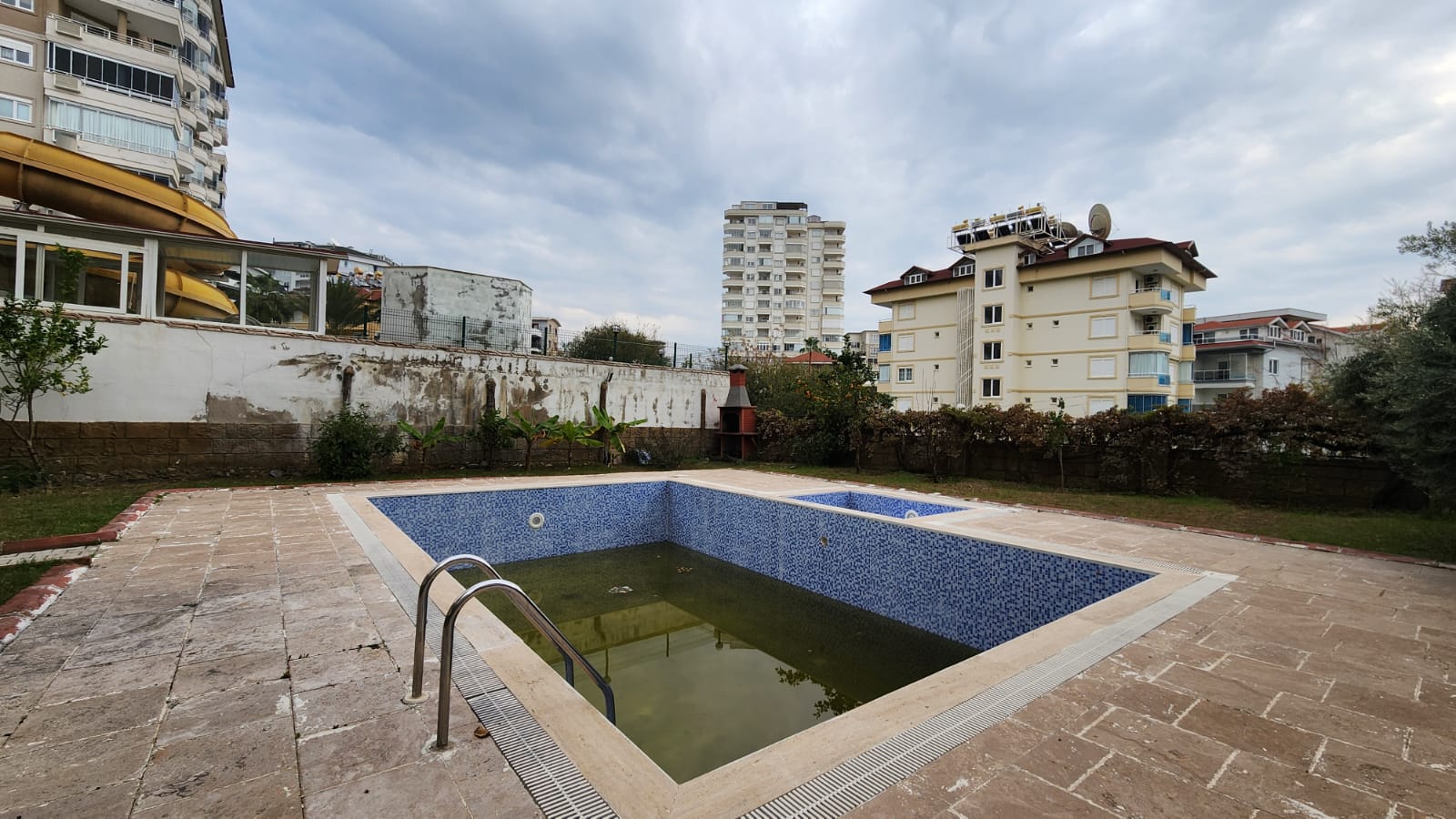 Fredfyldt Liv i Cikcilli: Eksklusiv Ufurneret Bolig til Langtidsleje