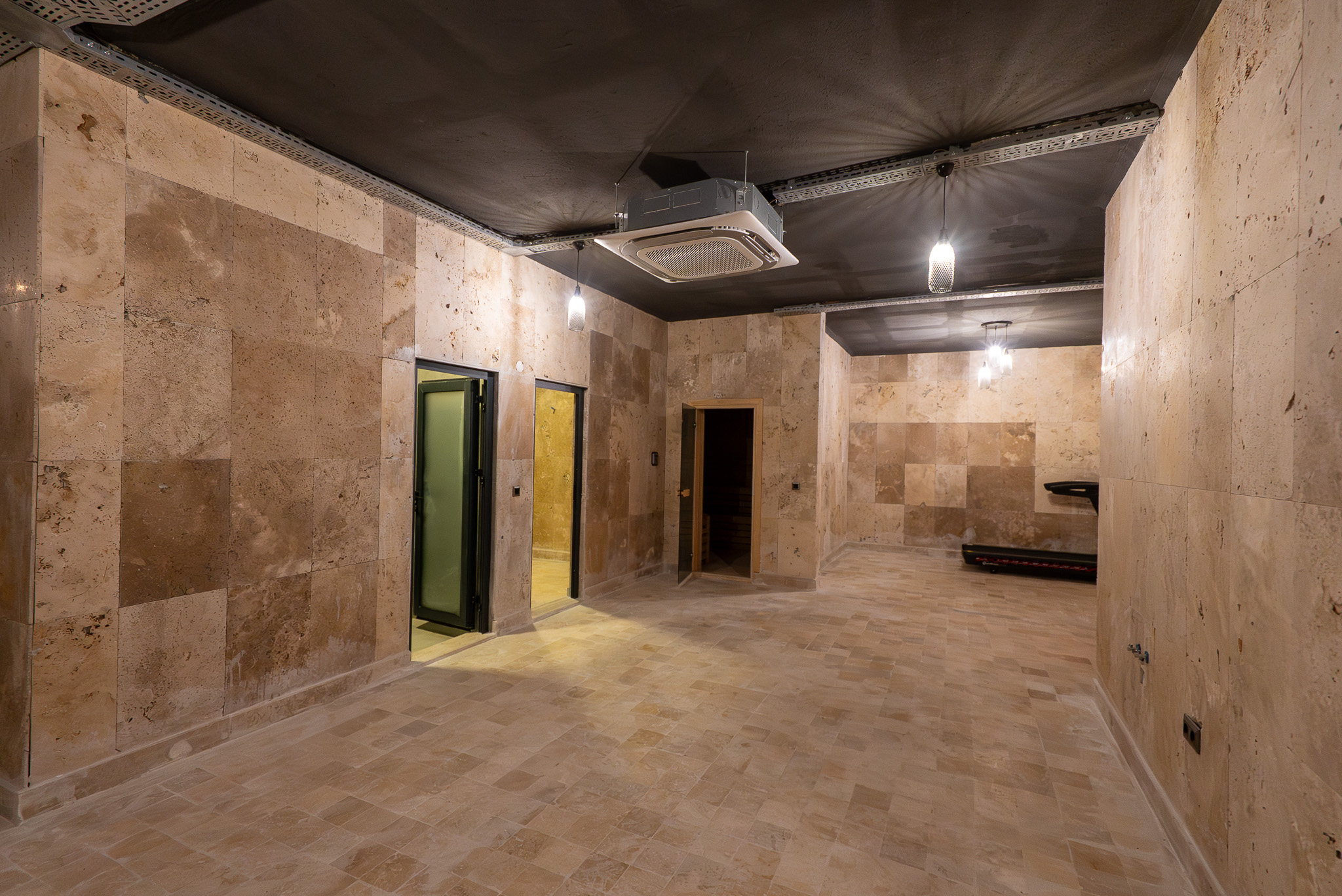 Mahmutlar Sahiline Sadece 200 Metre Mesafede, Yepyeni Deniz Yanı Daire ve Dubleksler