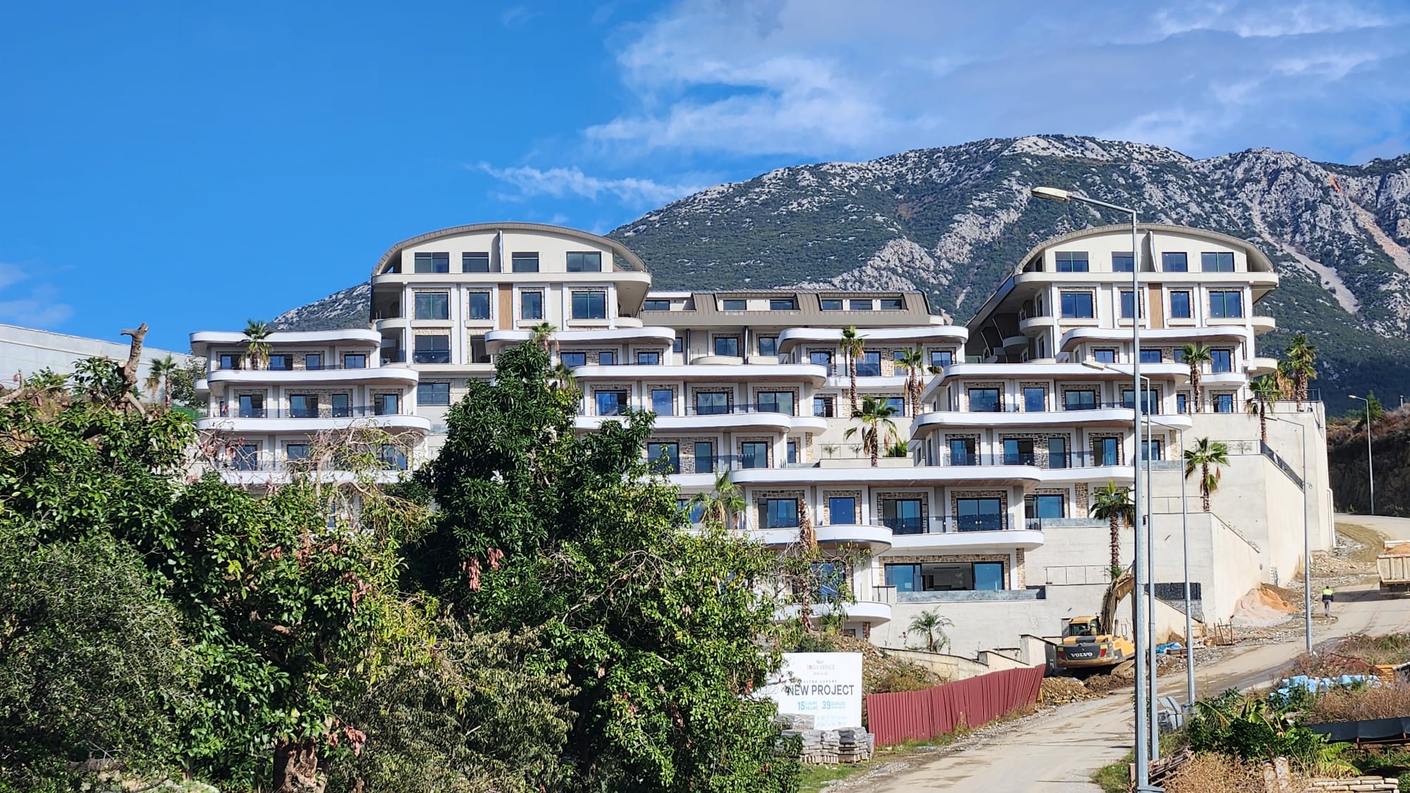Luxe Duplex Appartementen en Exclusieve Villa's met Zeezicht in het Serene Kargıcak, Alanya
